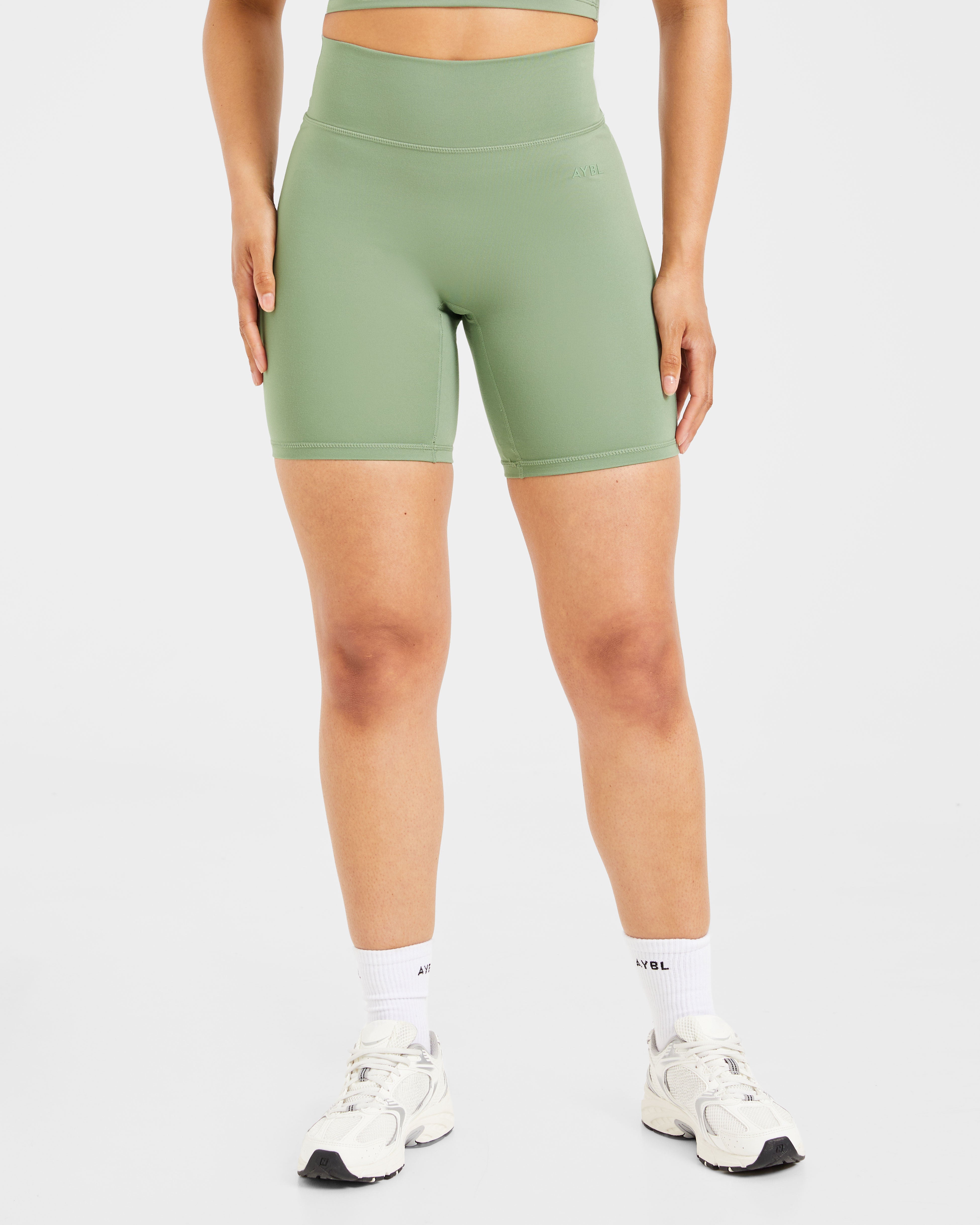 Staple Cycling Shorts - Olive Groen