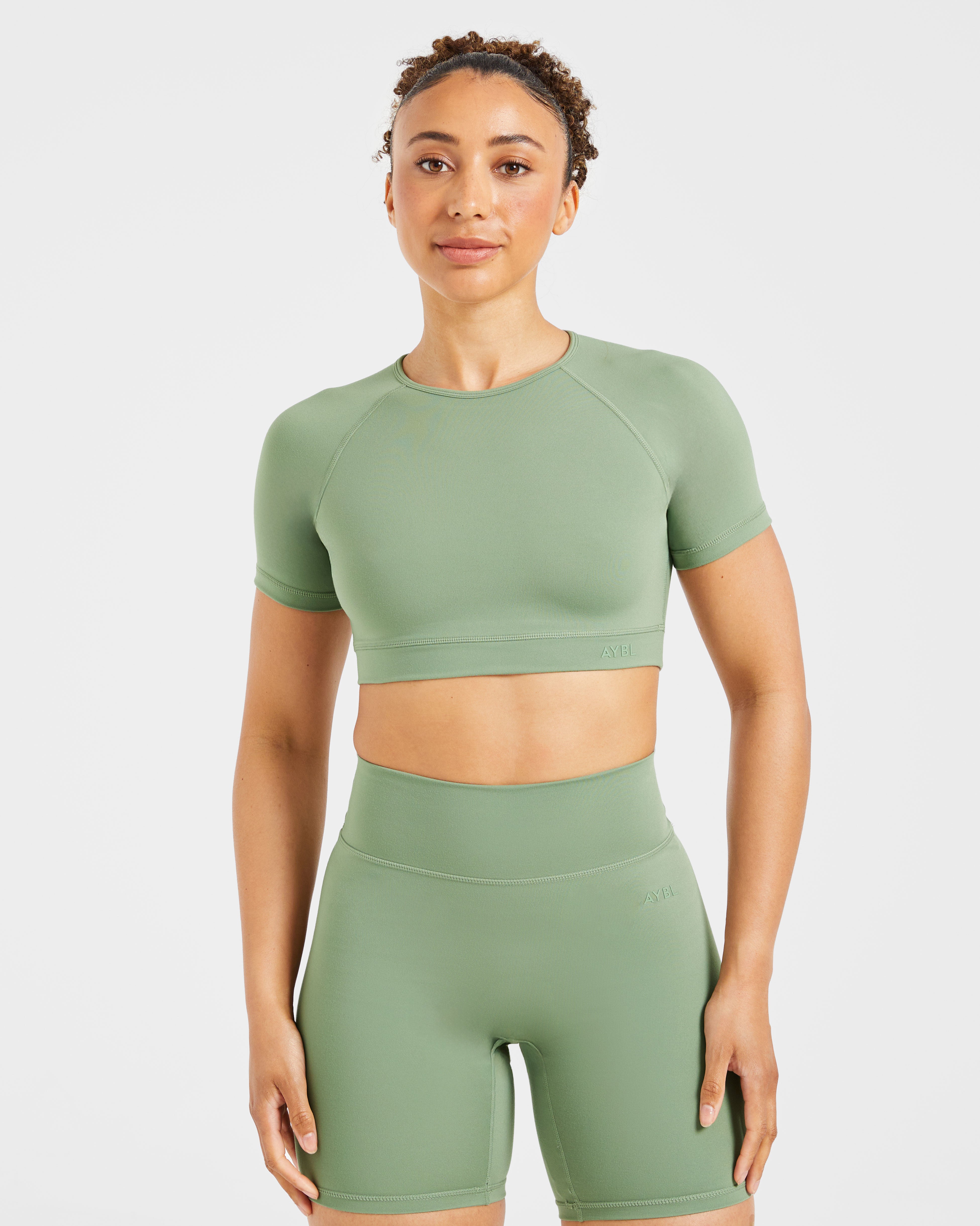 Staple Crop Top - Olive Groen