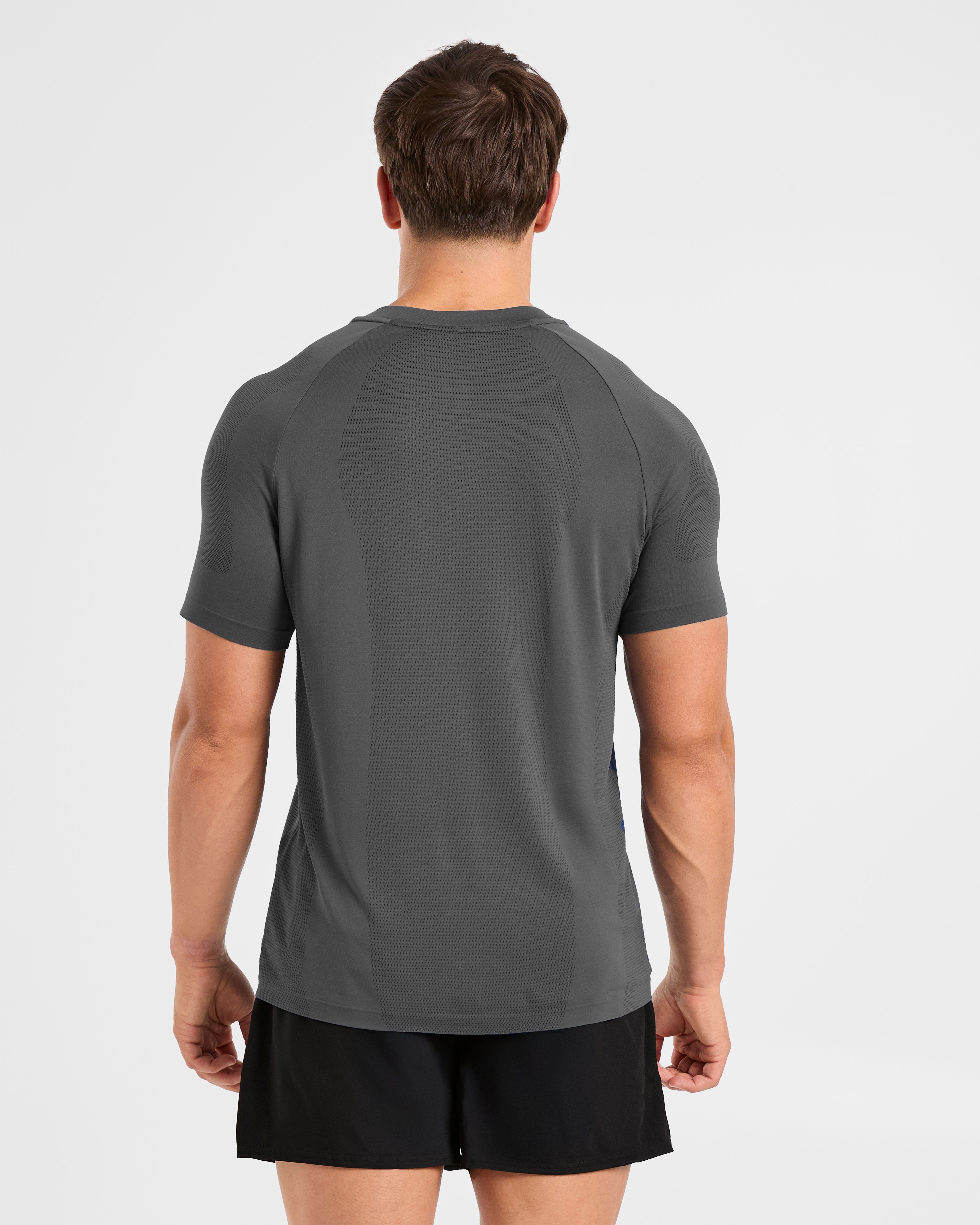 Attain Seamless T Shirt - Storm Grijs