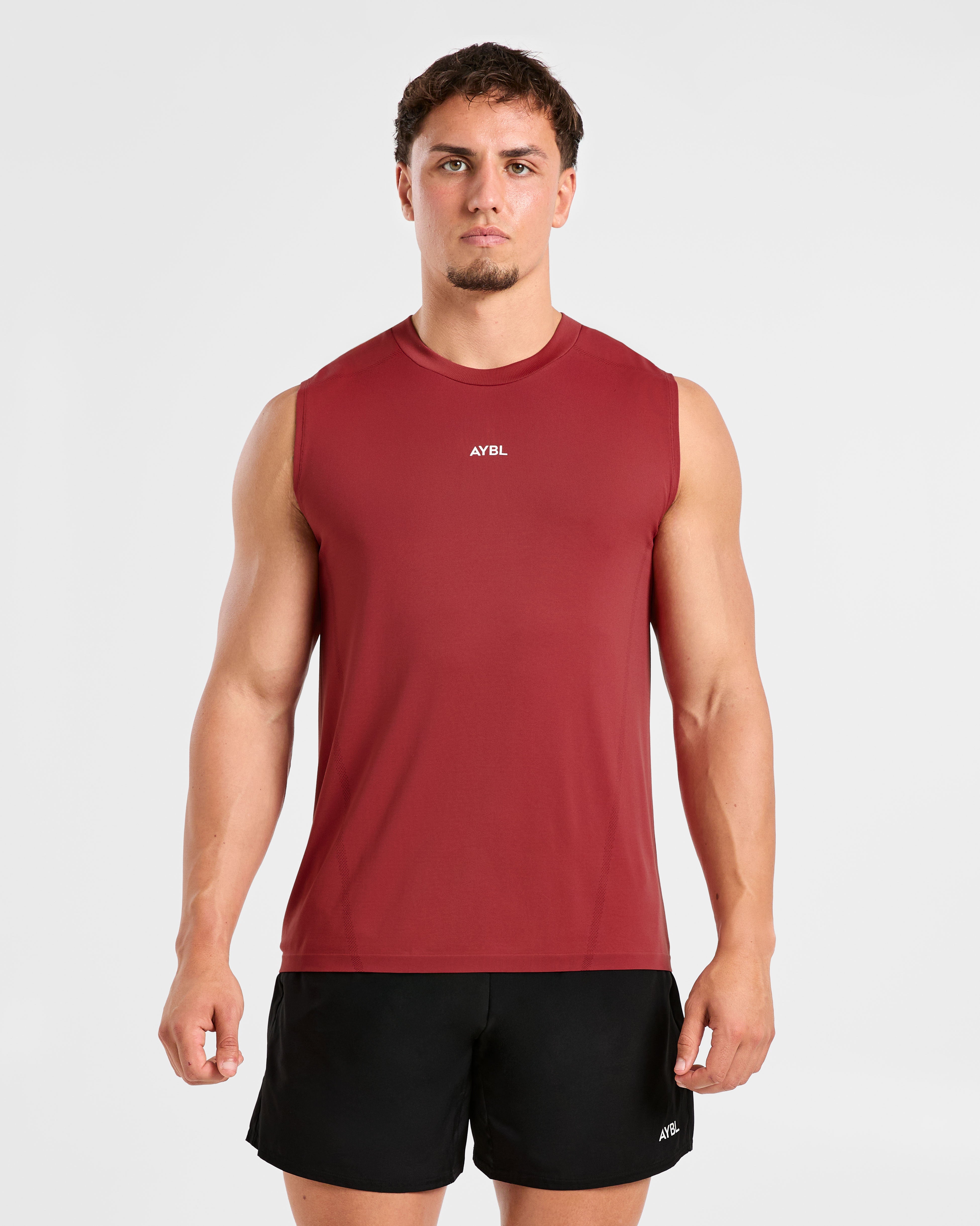 Attain Seamless Vest - Maroon Rood
