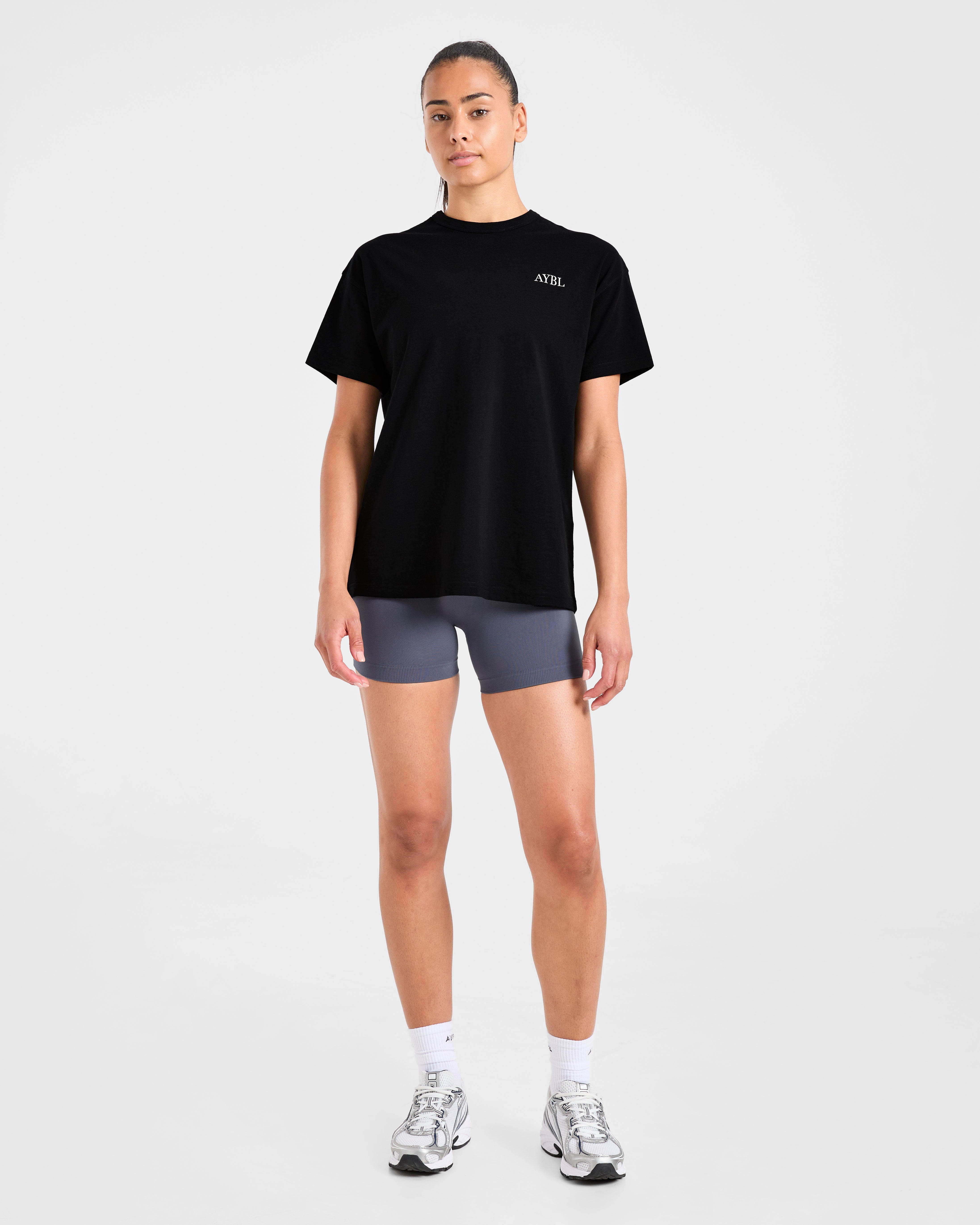 AYBL Sports Club Script Oversized T Shirt - Zwart