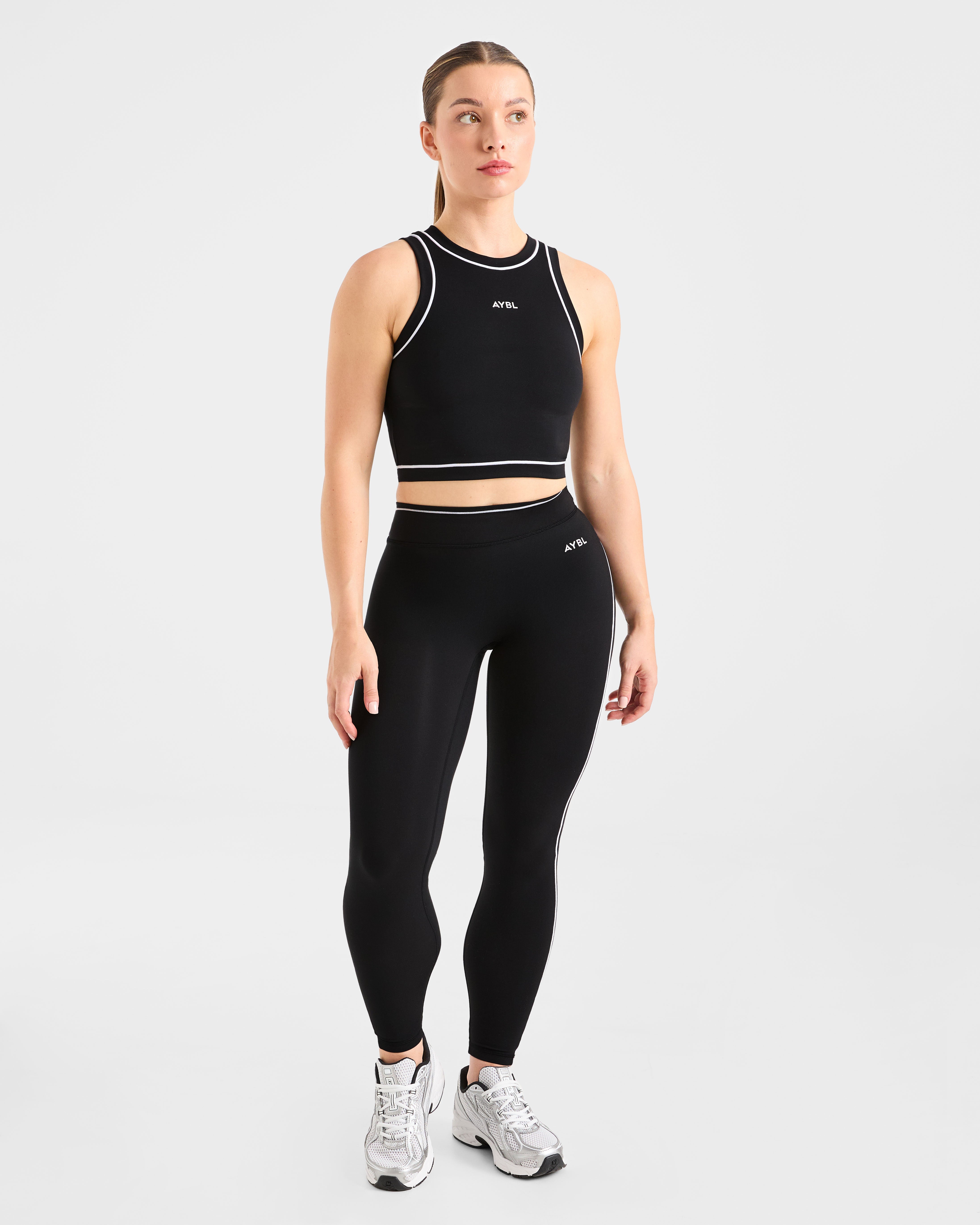 Form Tank Top - Zwart