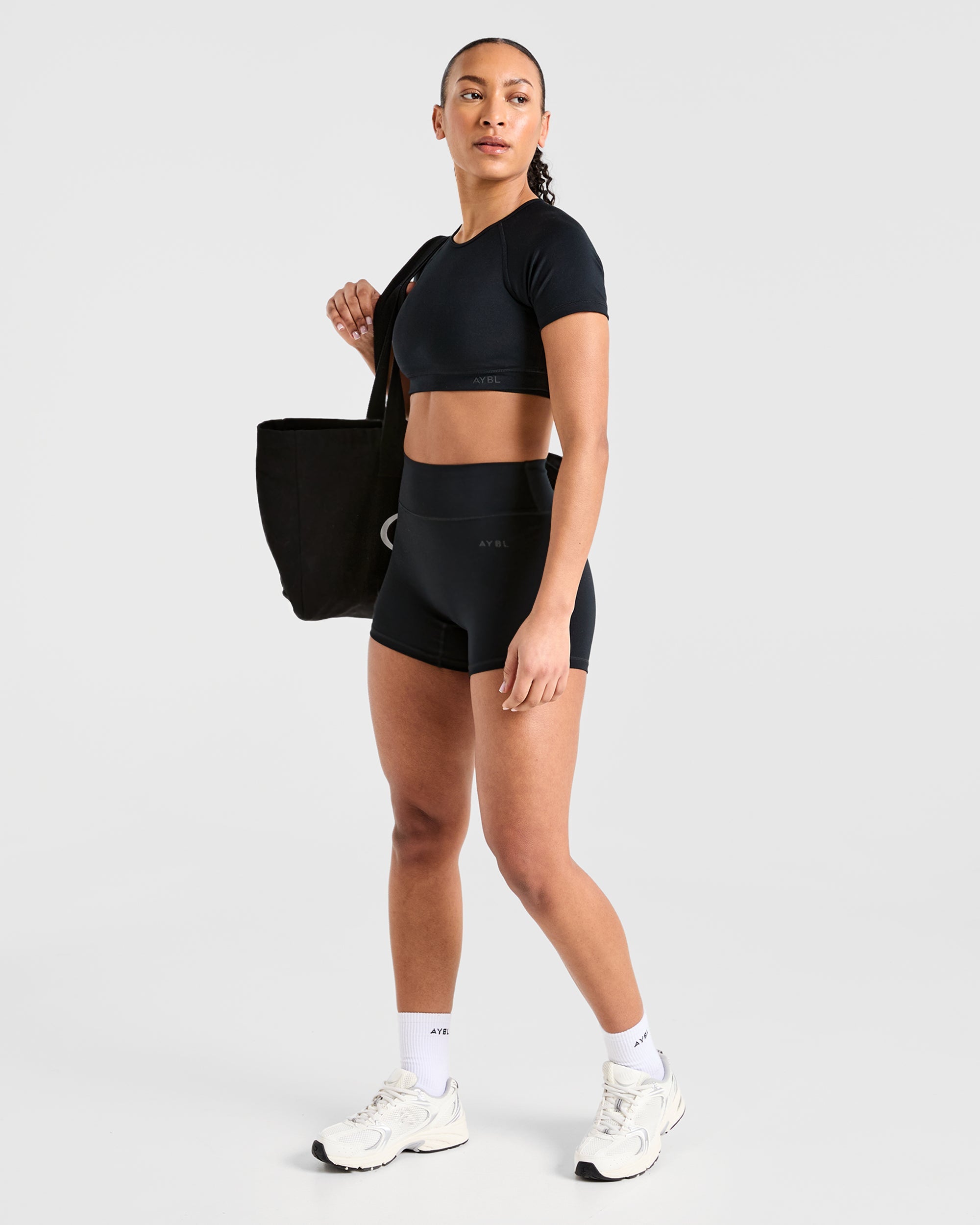 Staple Crop Top - Zwart
