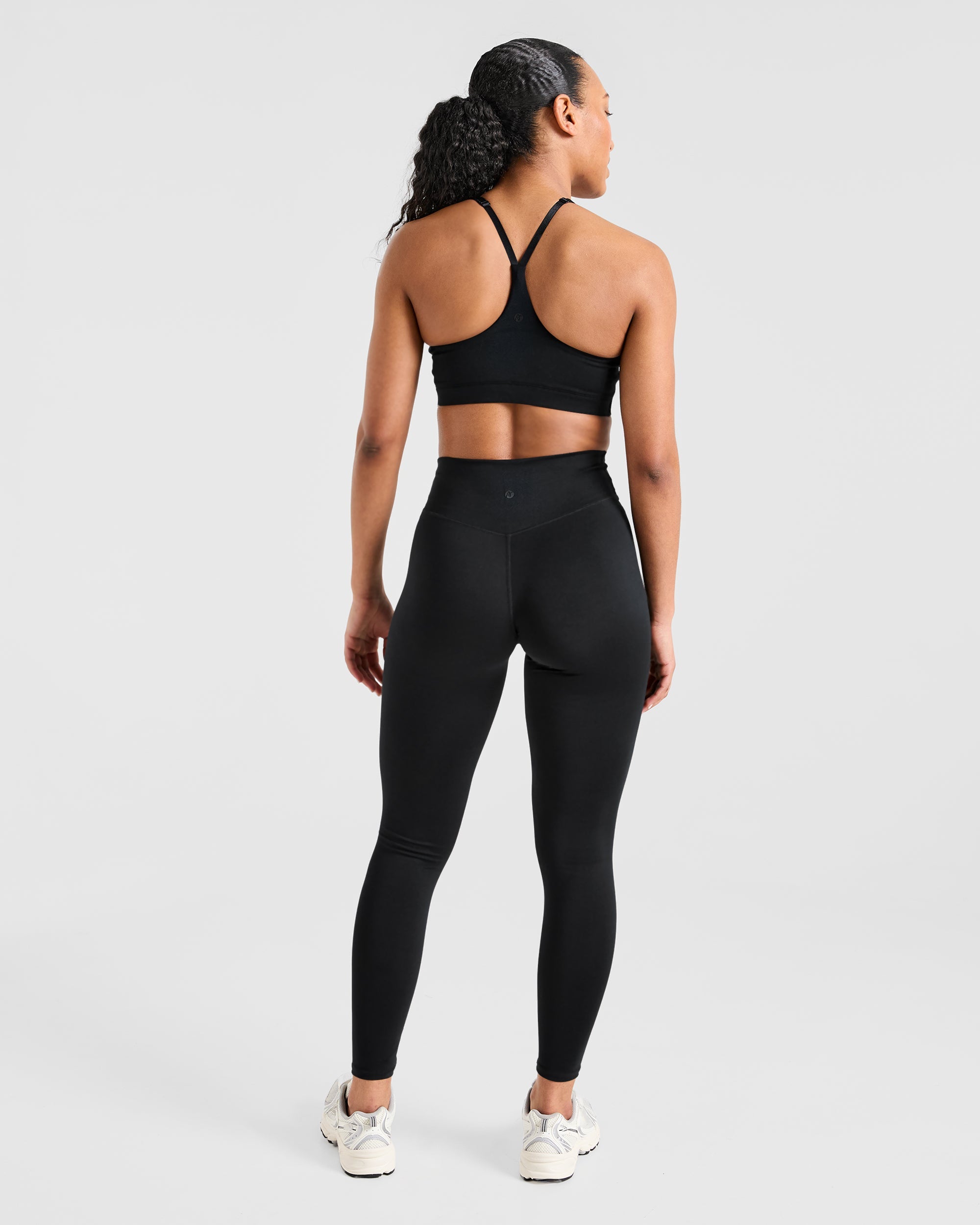 Staple Sports Bra - Zwart