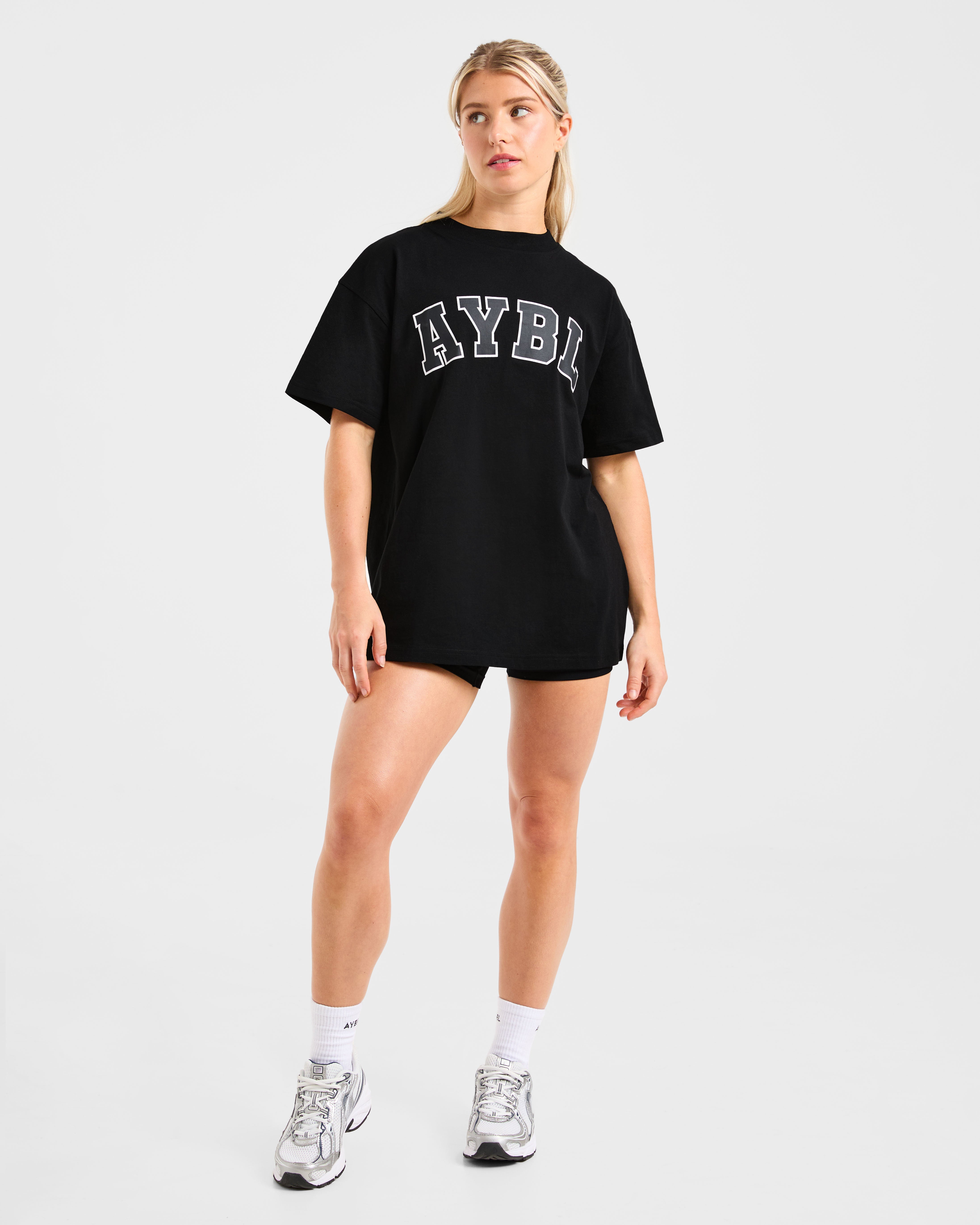 Varsity 2.0 Oversized T Shirt - Zwart