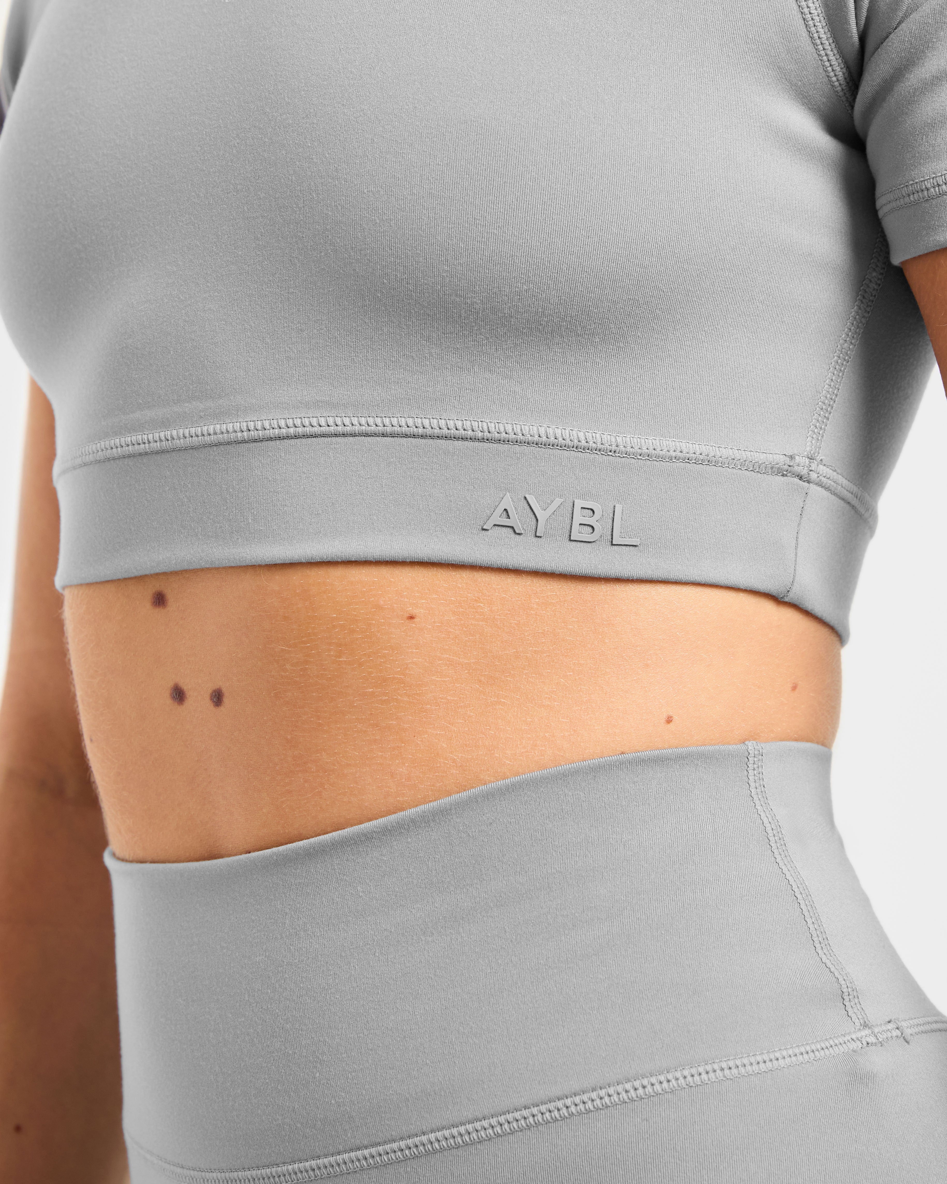Staple Crop Top - Grijs