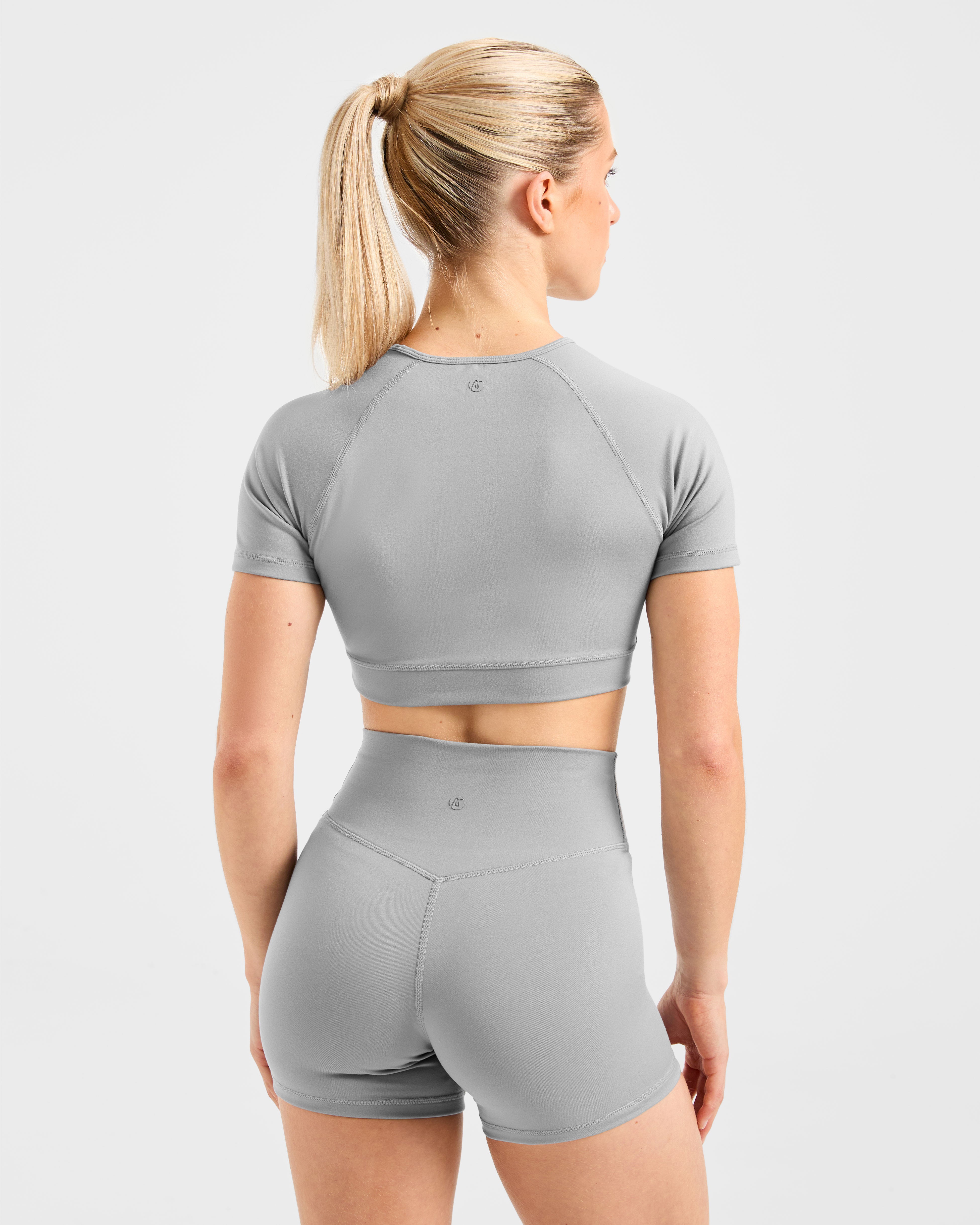 Staple Crop Top - Grijs