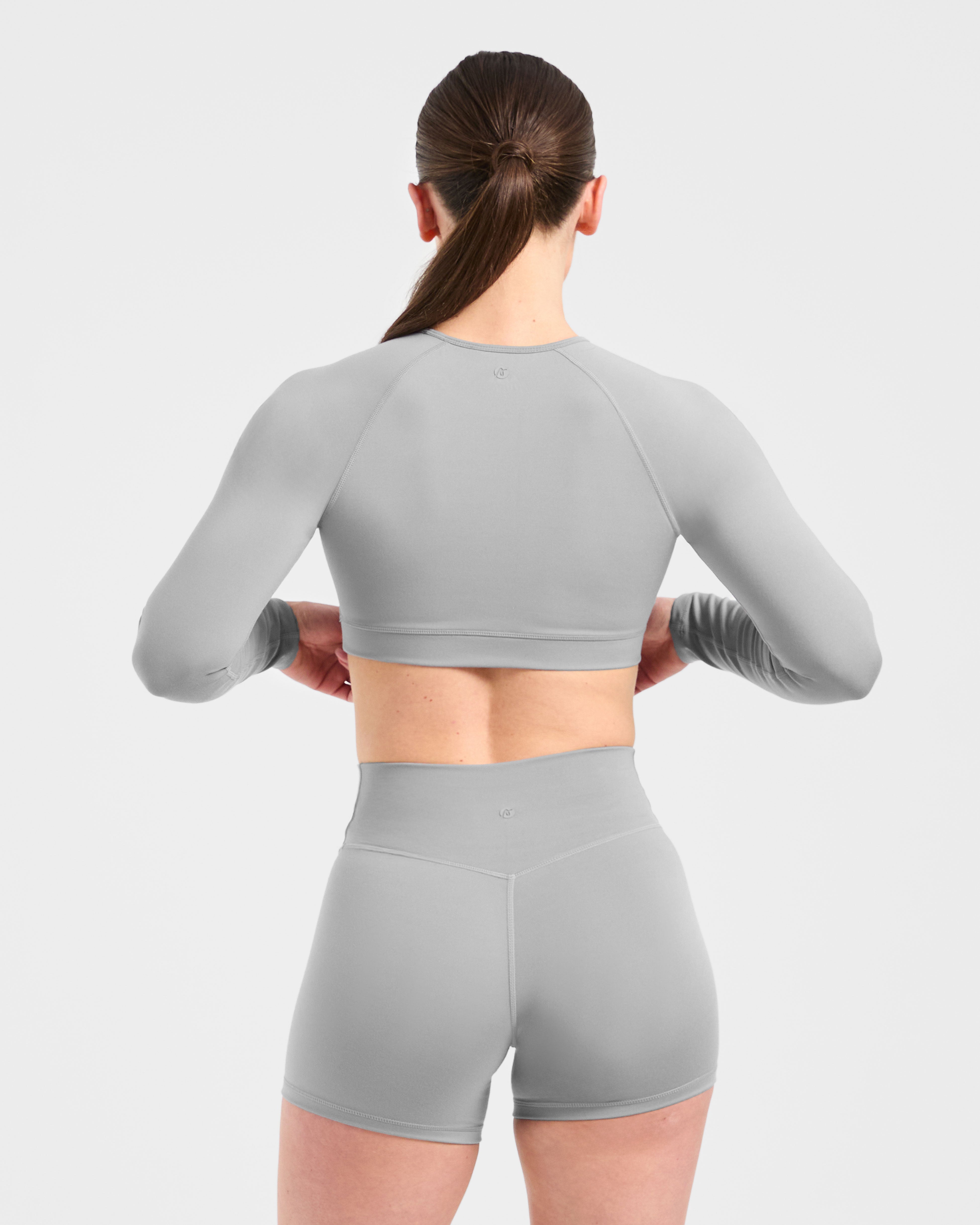 Staple Long Sleeve Crop Top - Grijs