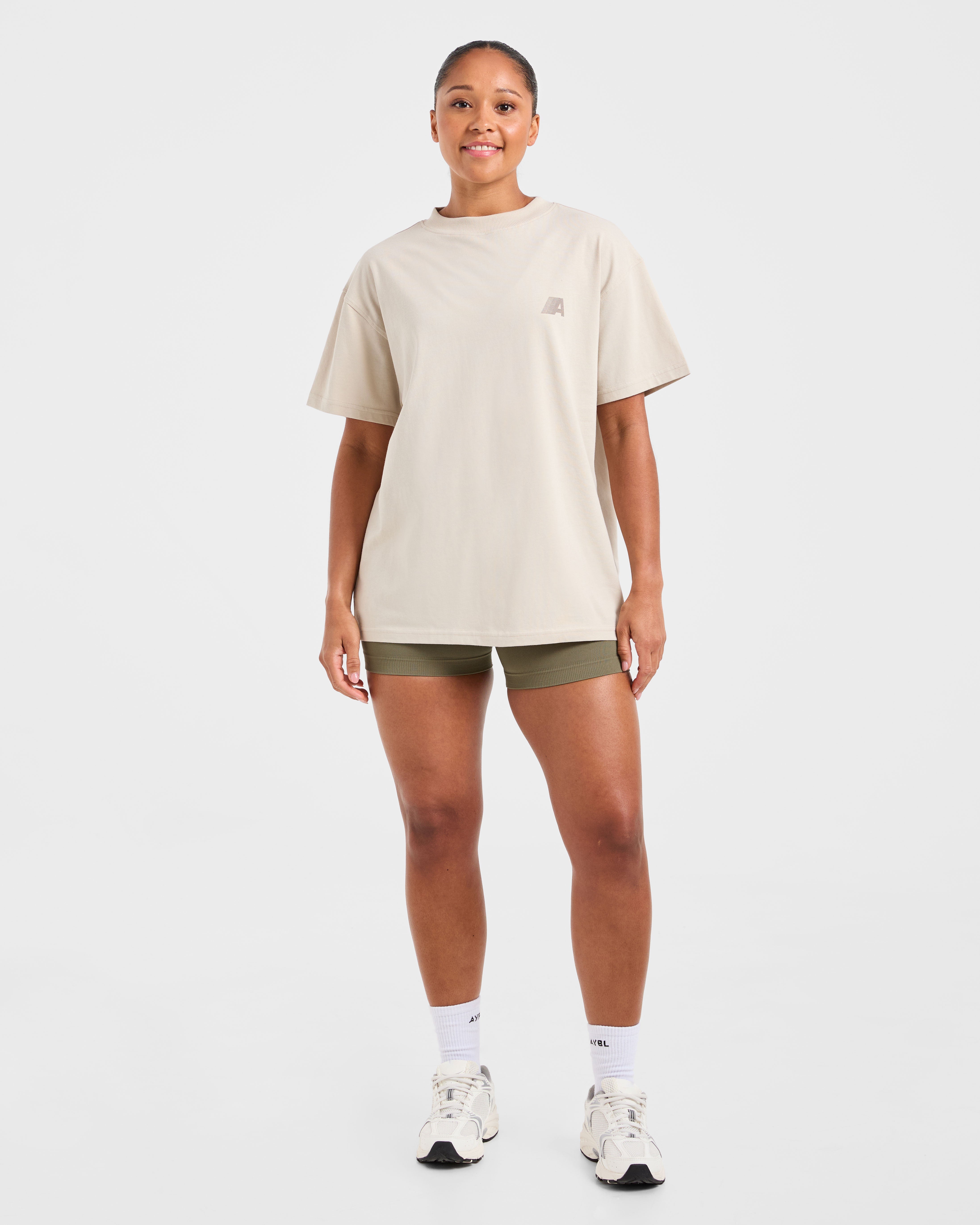 Retro Athletics Oversized T Shirt - Zand