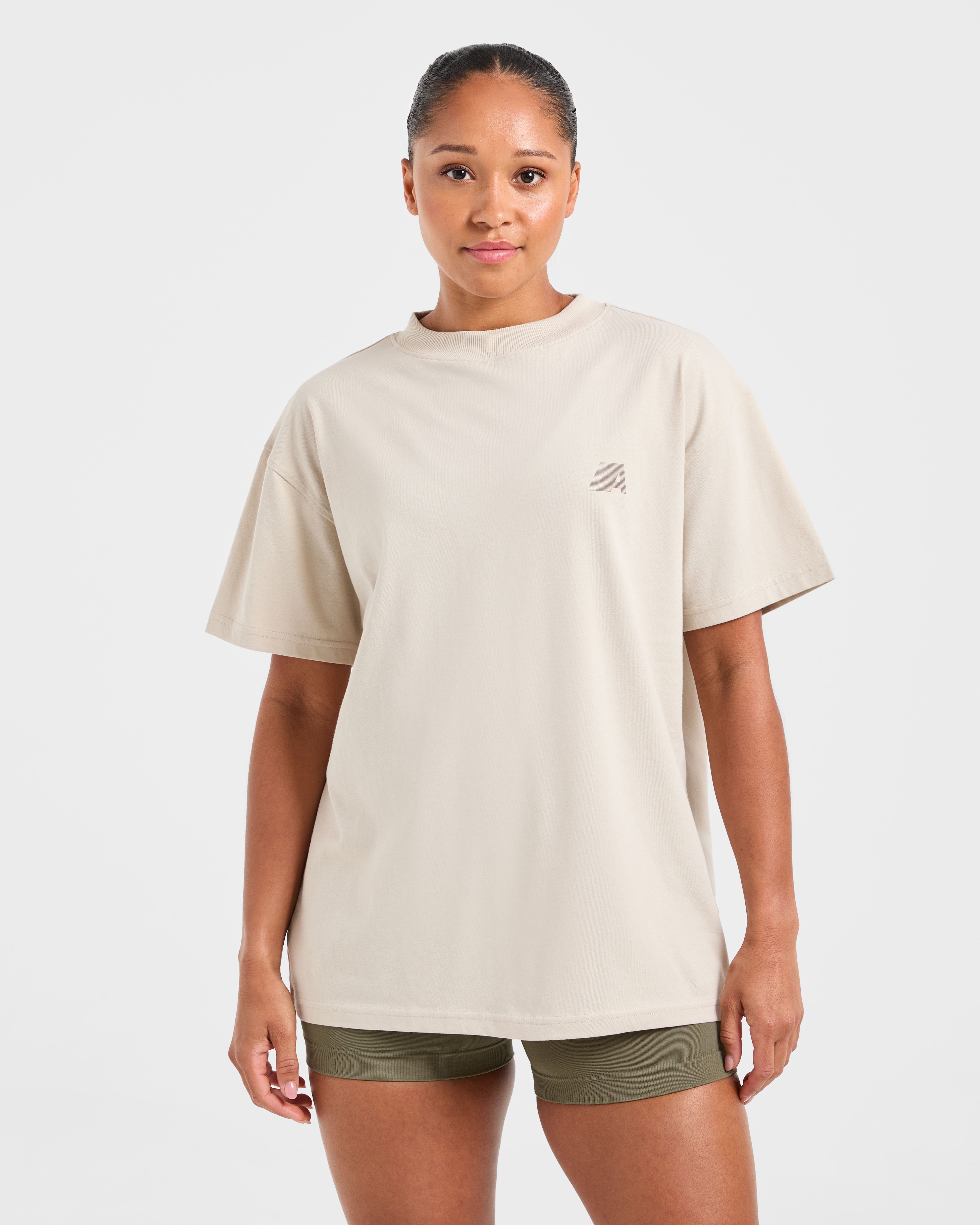 Retro Athletics Oversized T Shirt - Zand