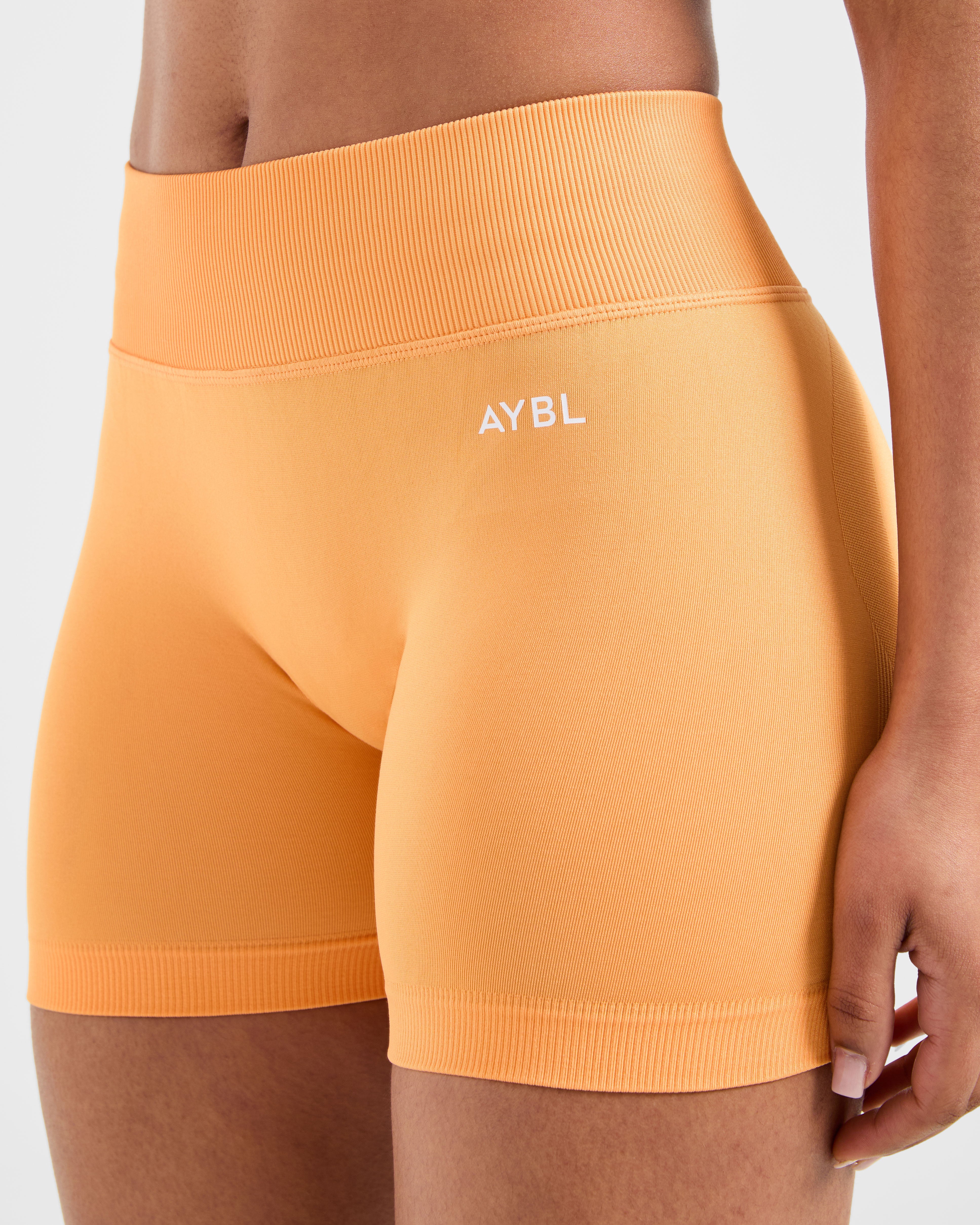 Adapt Seamless Shorts - Bright Oranje