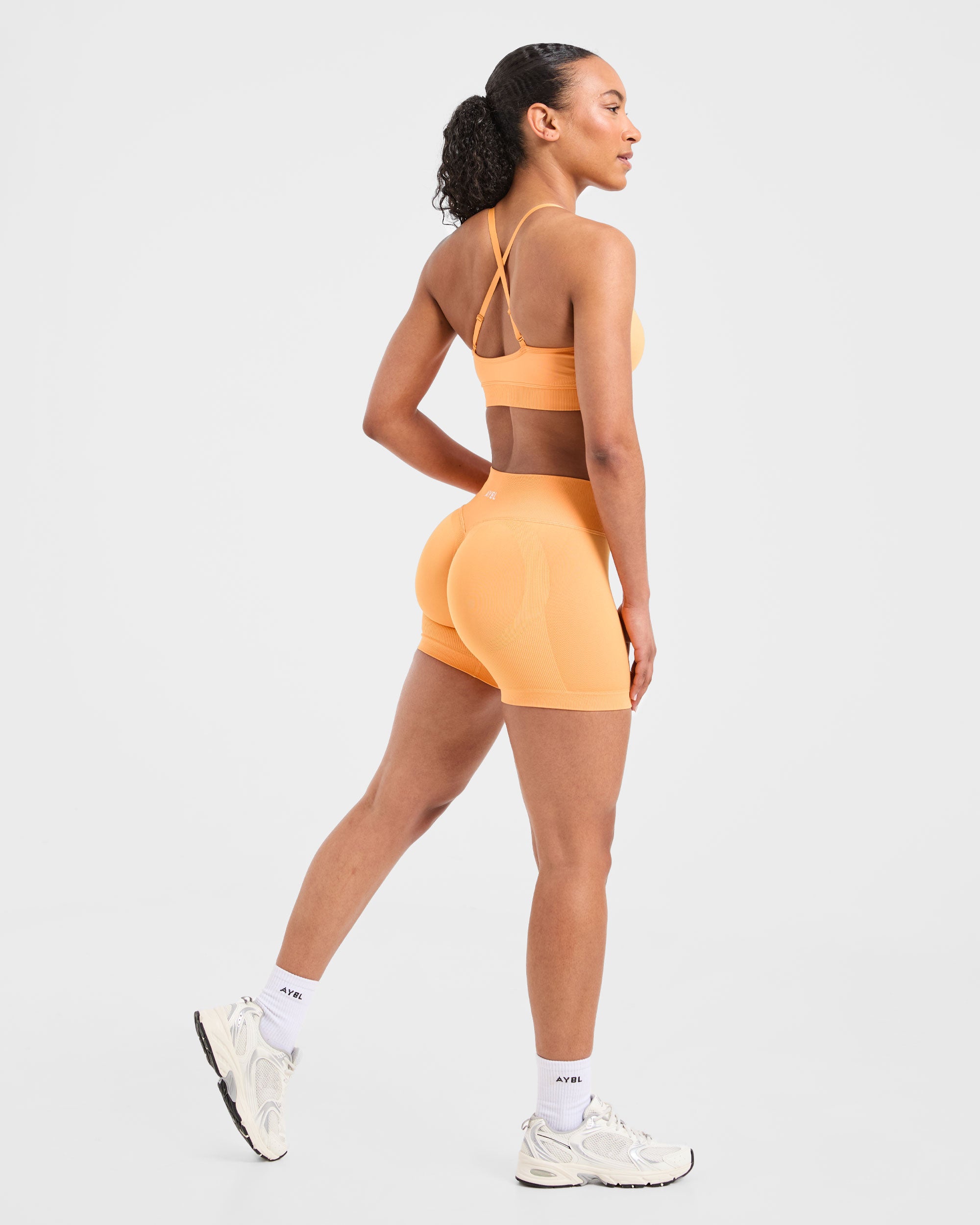 Adapt Seamless Shorts - Bright Oranje