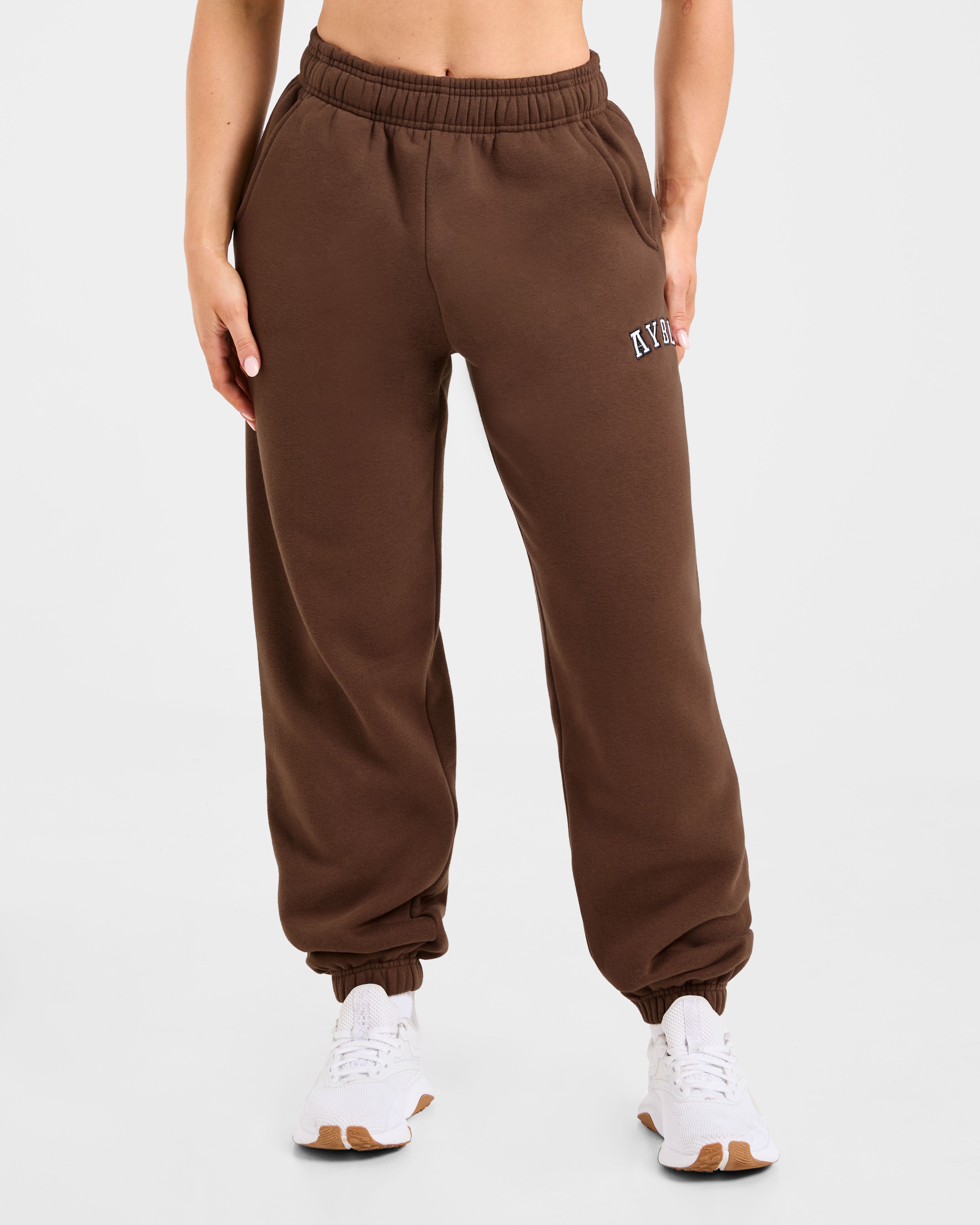 Varsity 2.0 Oversized Joggers - Bruin