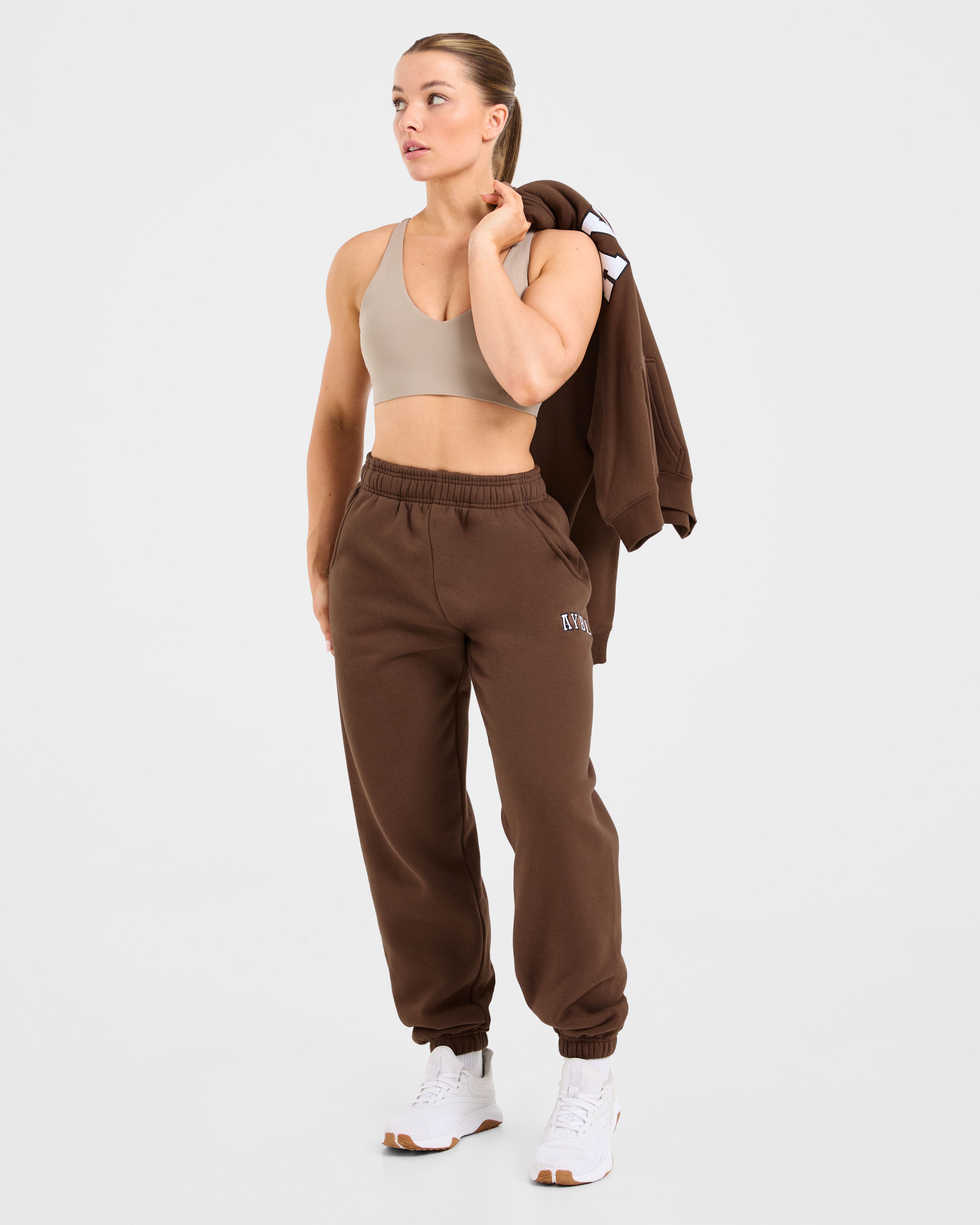 Varsity 2.0 Oversized Joggers - Bruin