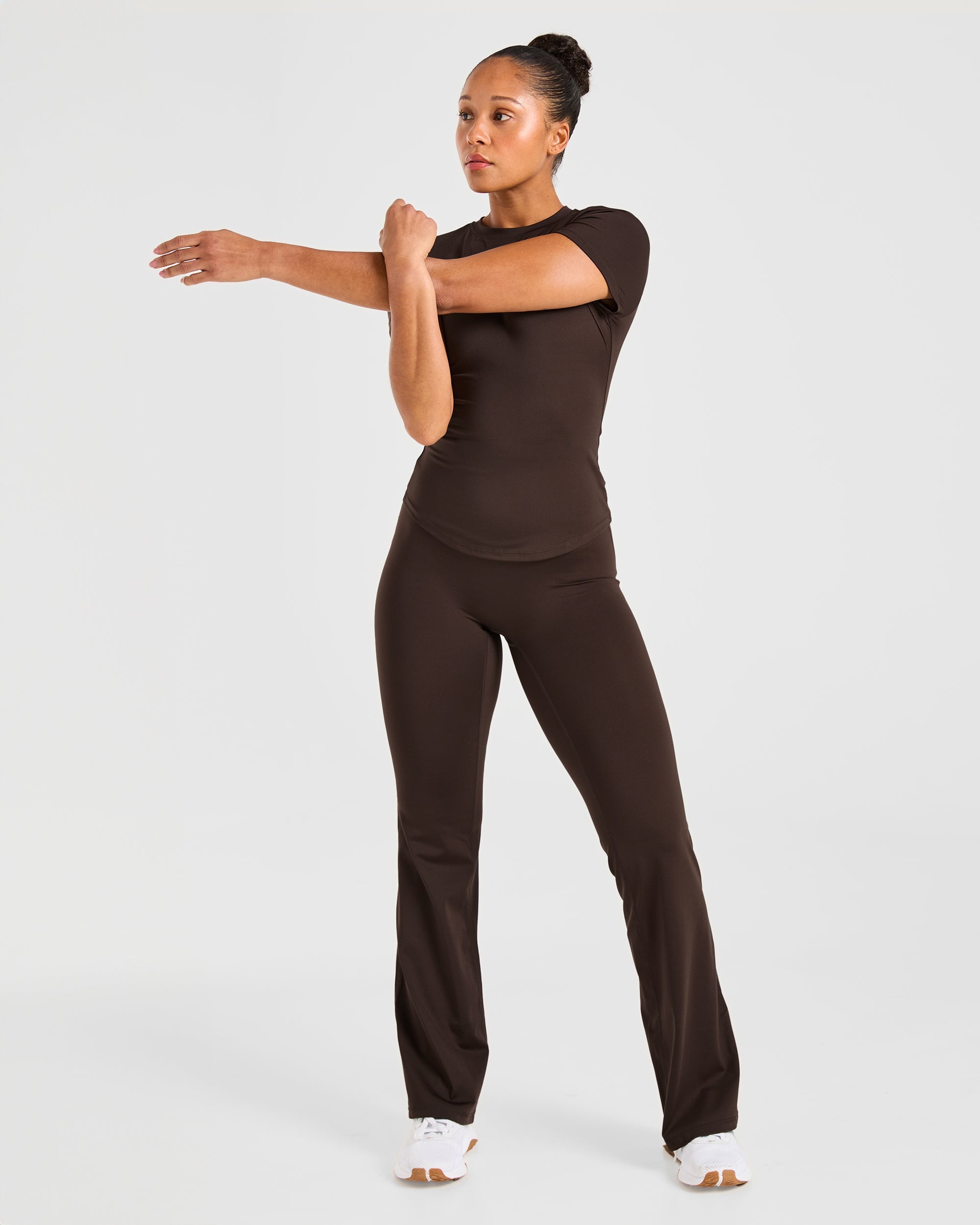 Sculpt T Shirt - Deep Cocoa Bruin