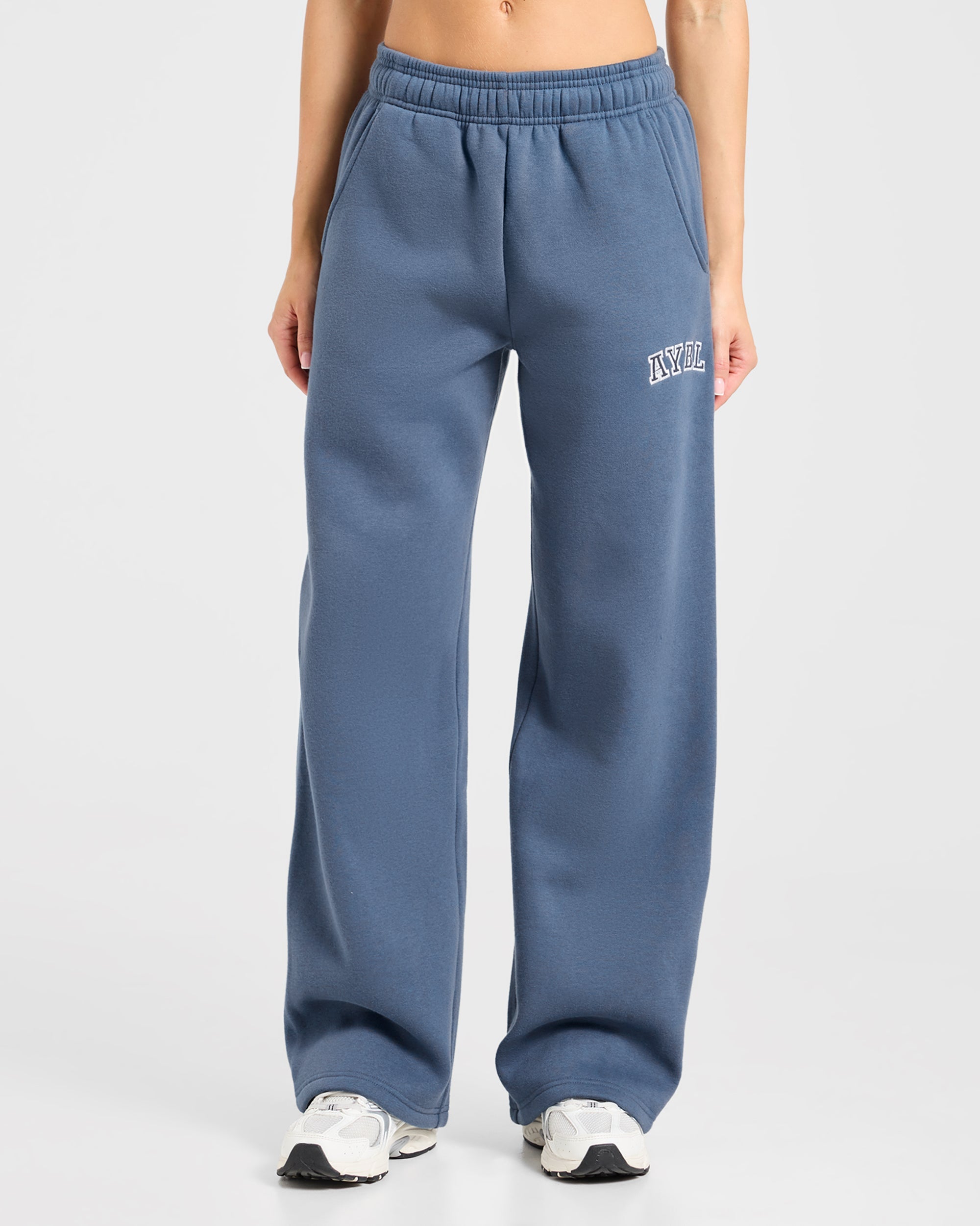 Varsity 2.0 Oversized Straight Leg Joggers - Denim Blauw
