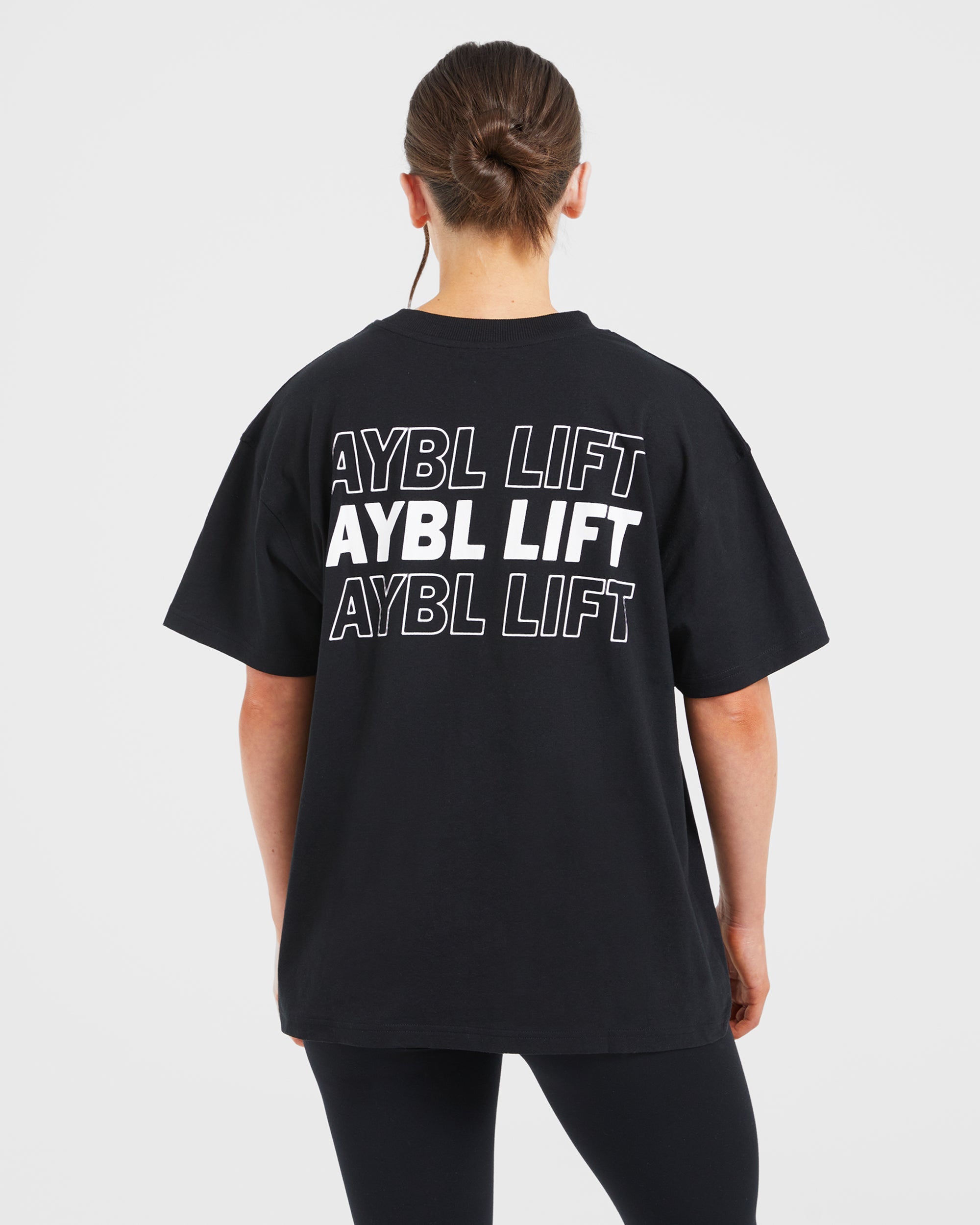 AYBL Lift Italic Oversized T Shirt Zwart
