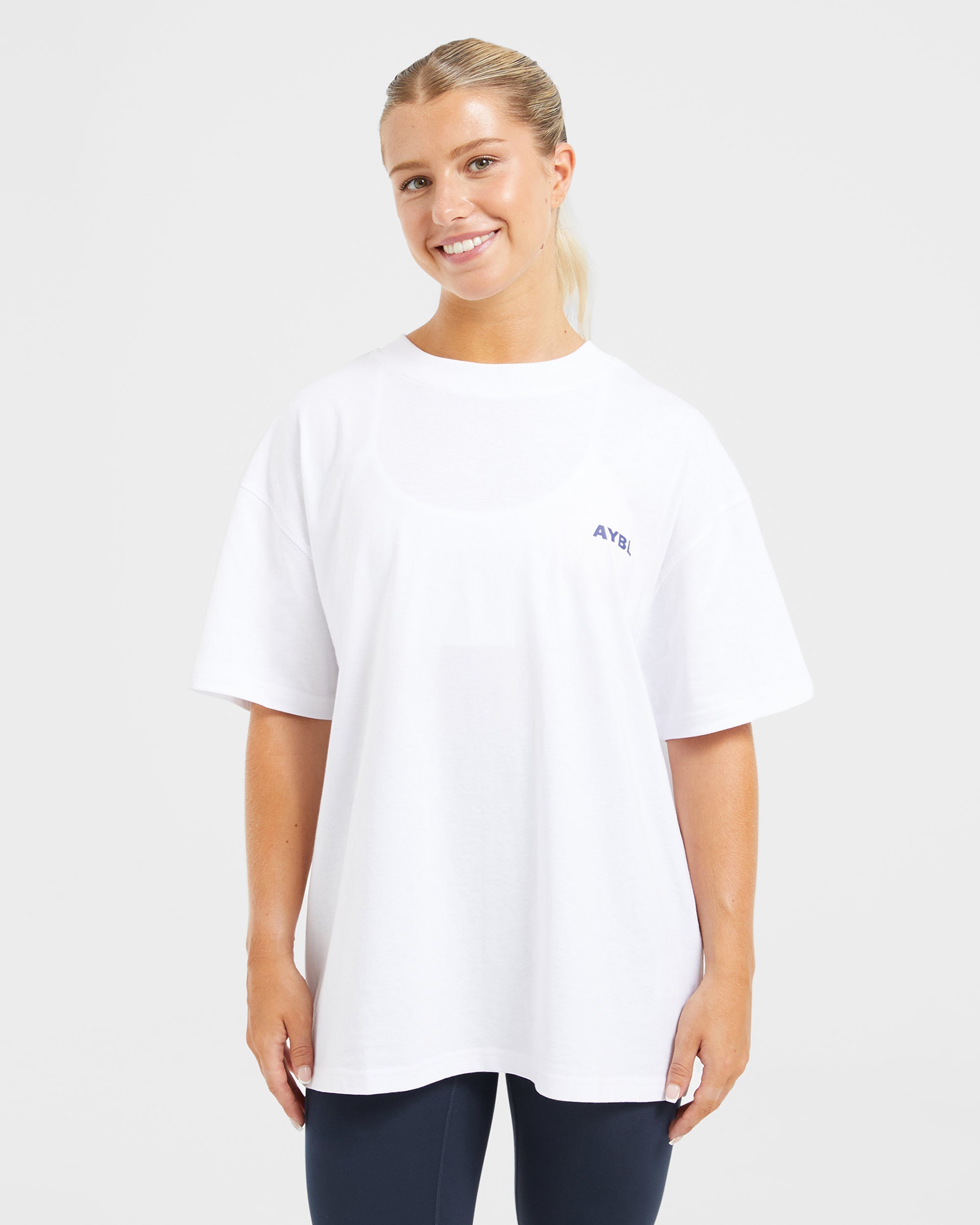 AYBL Lift Italic Oversized T Shirt - Wit/Navy