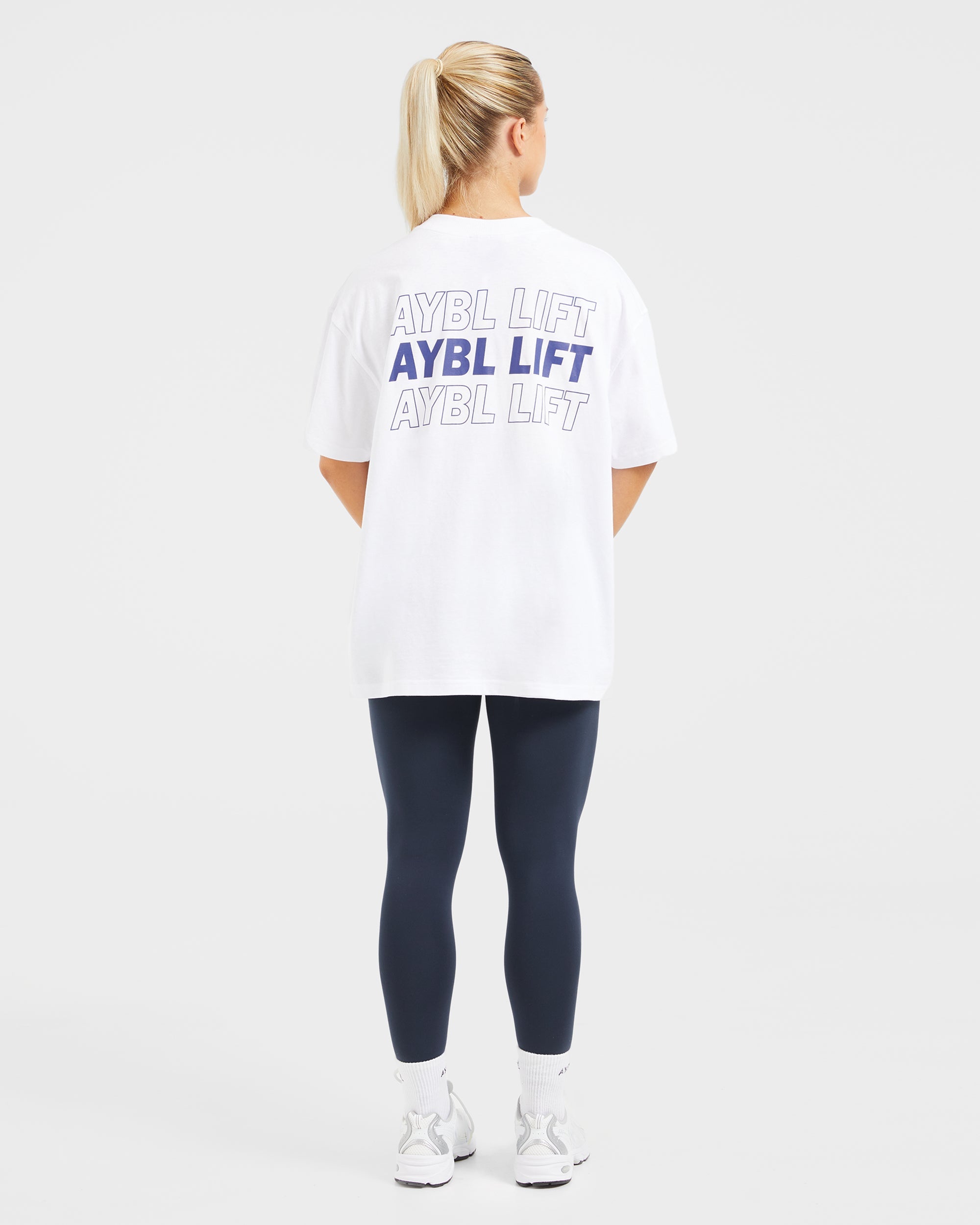 AYBL Lift Italic Oversized T Shirt - Wit/Navy