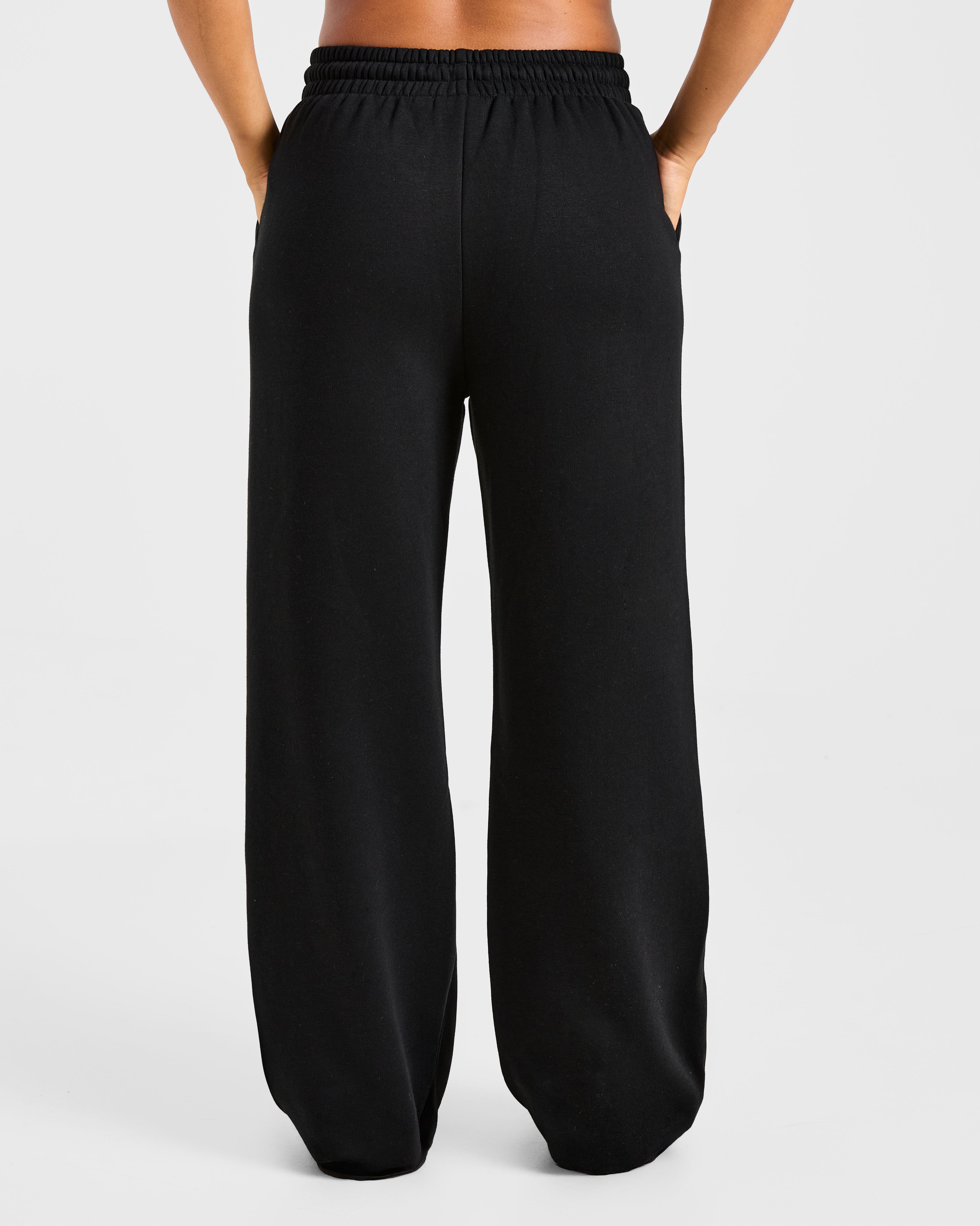 Sports Collective Oversized Straight Leg Joggers - Zwart