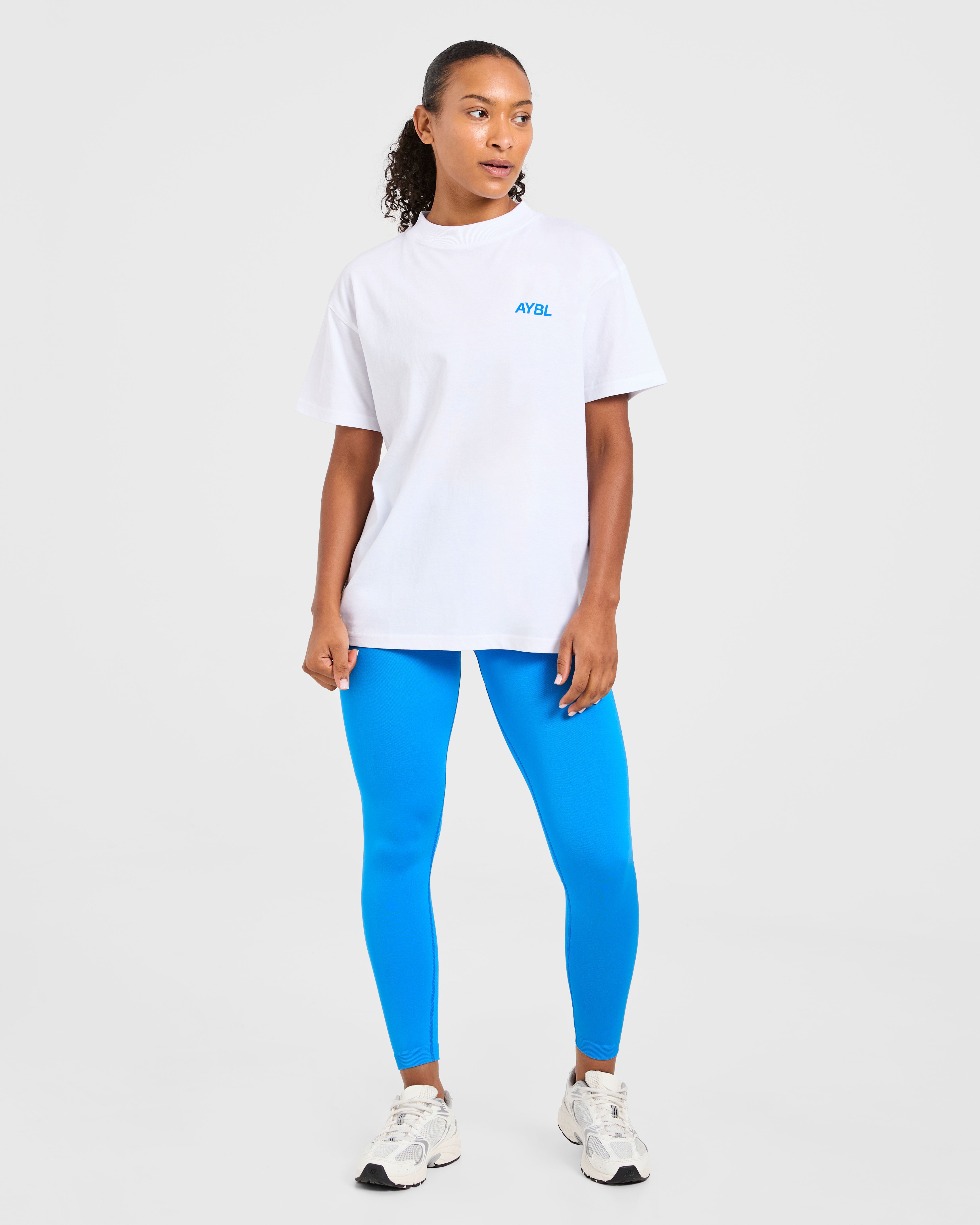 AYBL Sports Club Oversized T Shirt - Wit/Cobalt