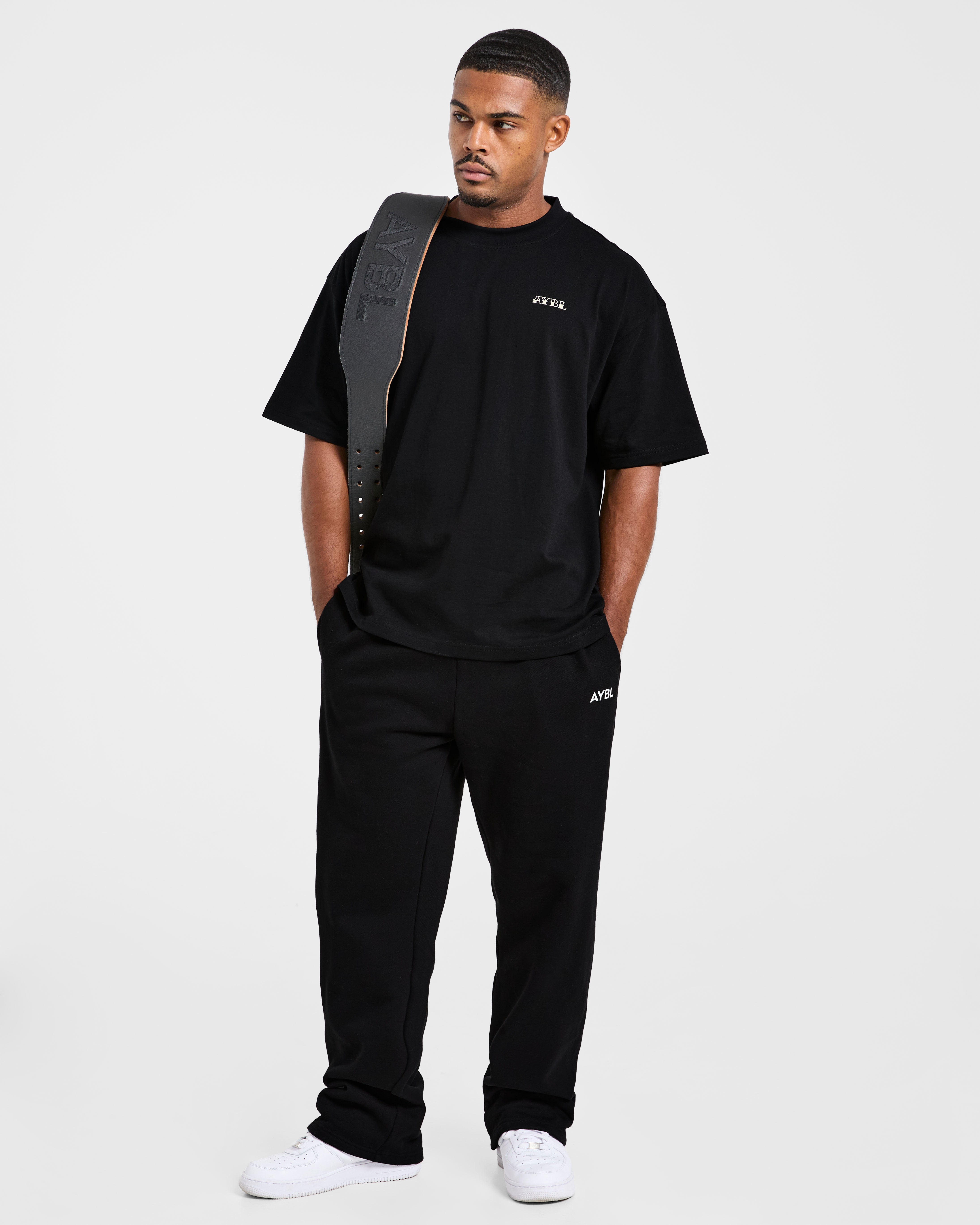 AYBL Strength Club Oversized T Shirt - Zwart