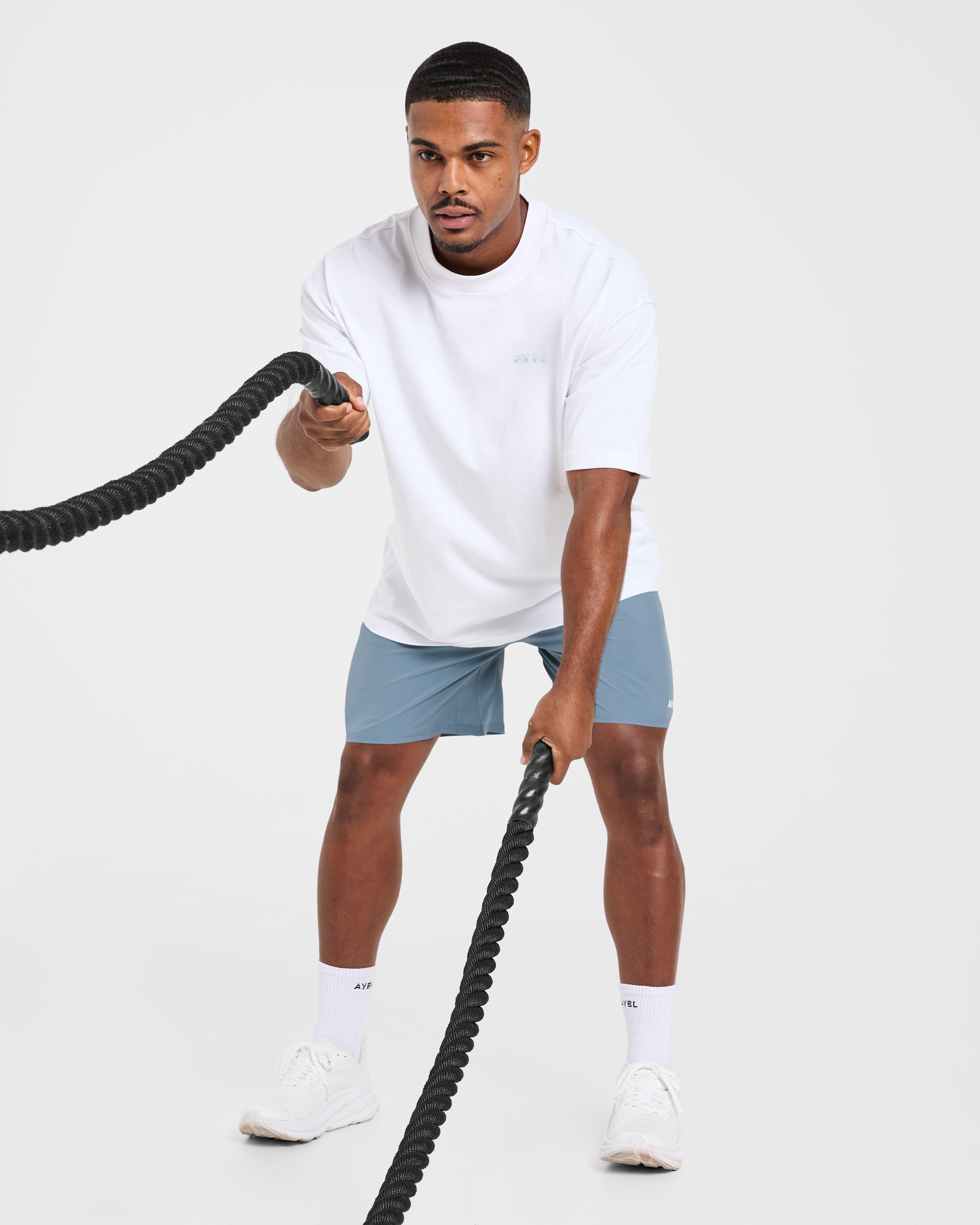 AYBL Strength Club Oversized T Shirt - Wit/Blauw
