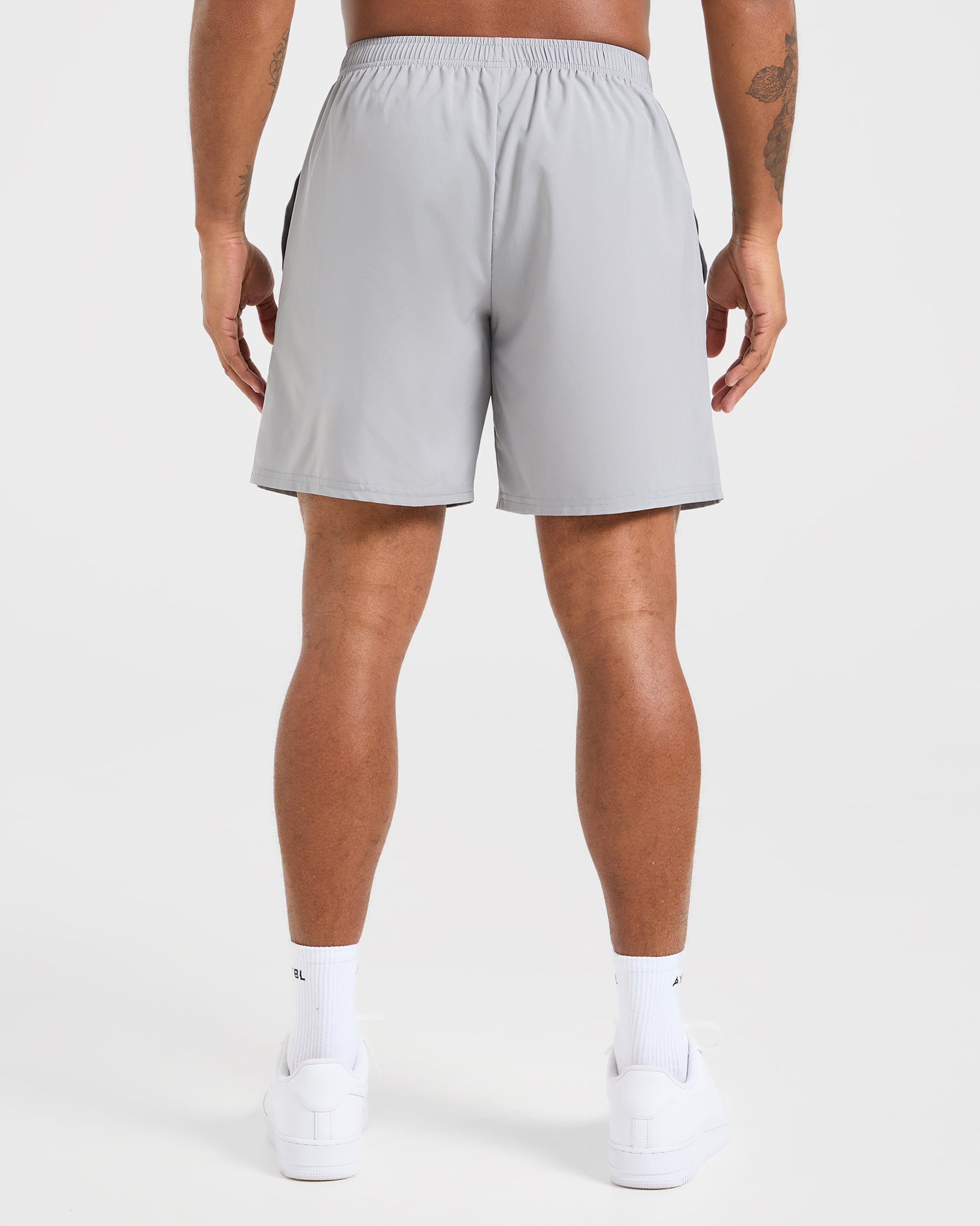 Core 7" Shorts - Grijs