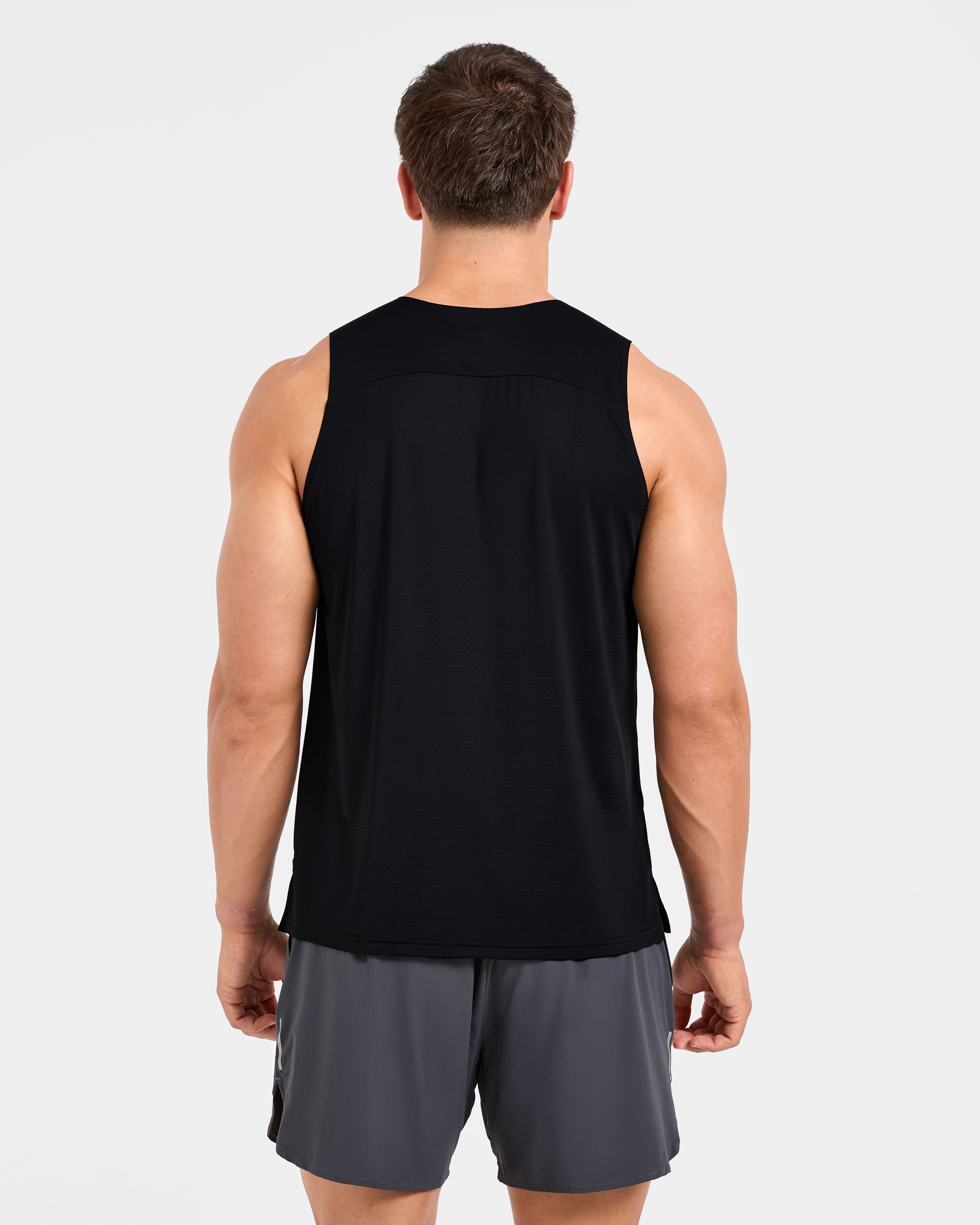 Run Loose Tank - Zwart