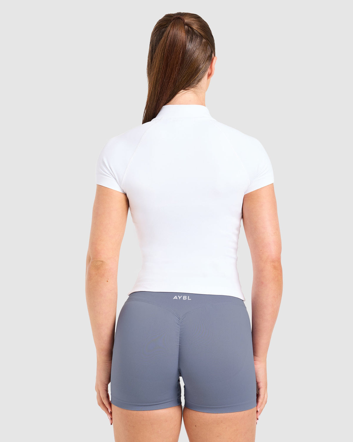 Enhance Seamless Short Sleeve Zip Up Jacket - Wit