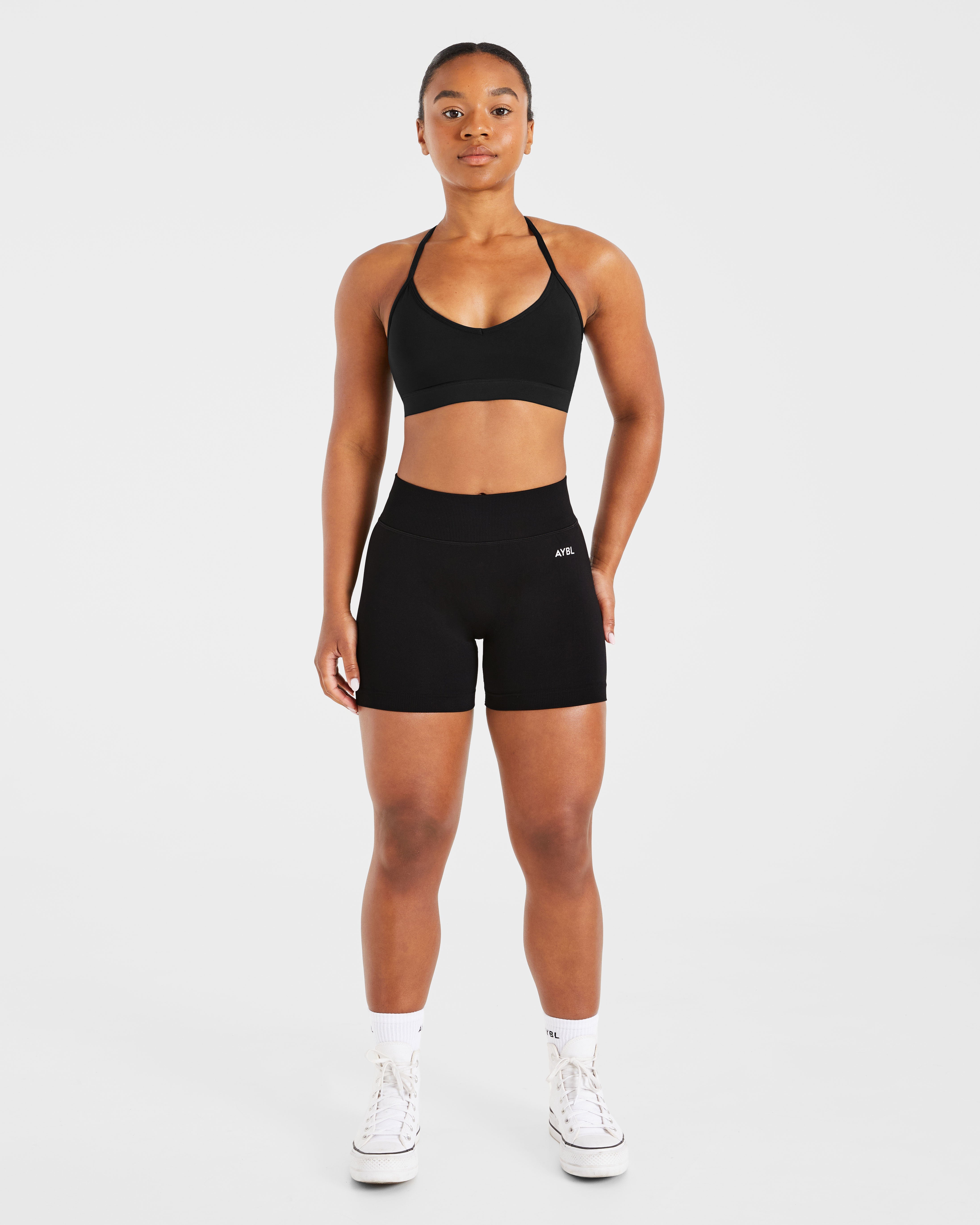 Essential V Neck Strappy Sports Bra - Zwart