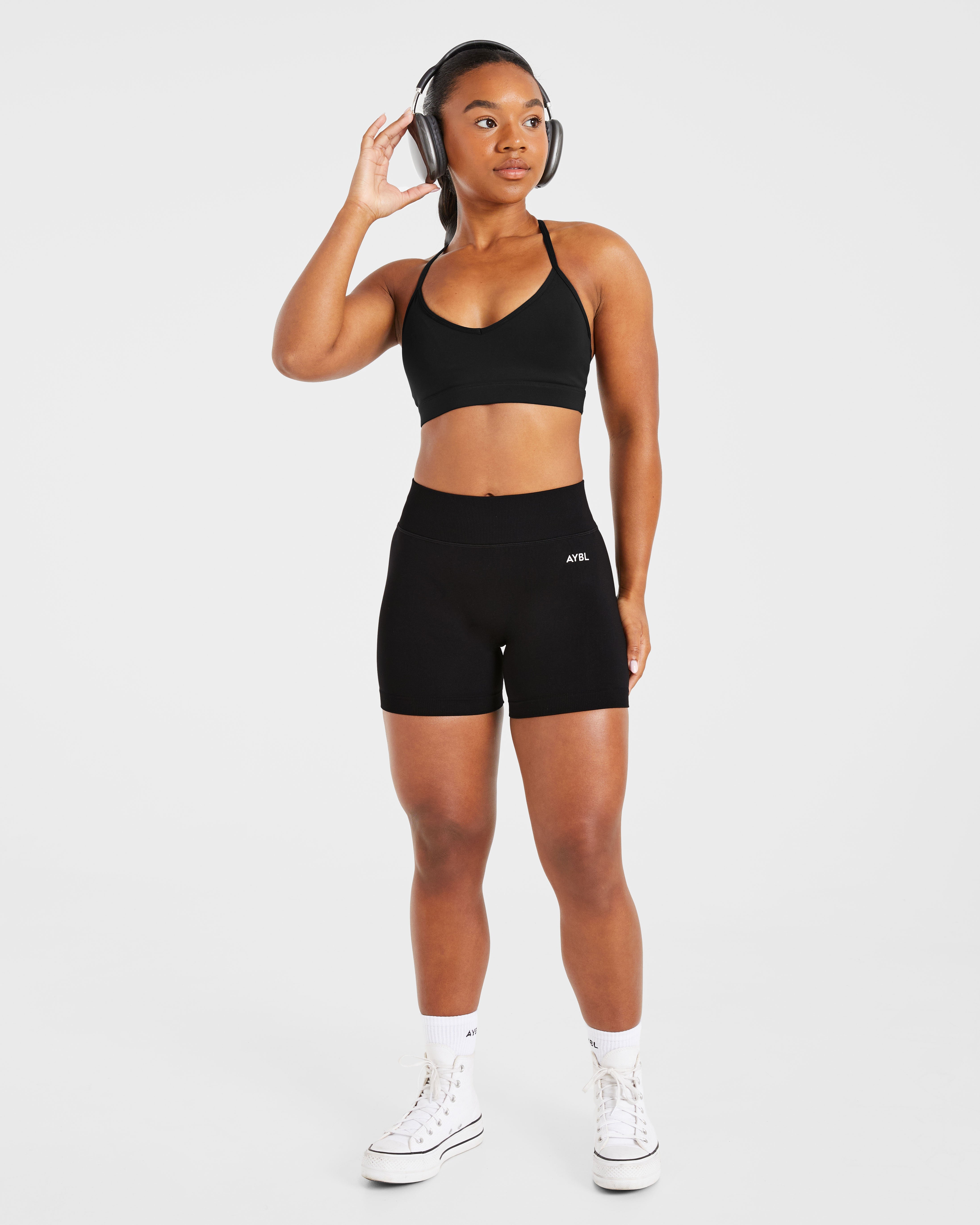 Essential V Neck Strappy Sports Bra - Zwart