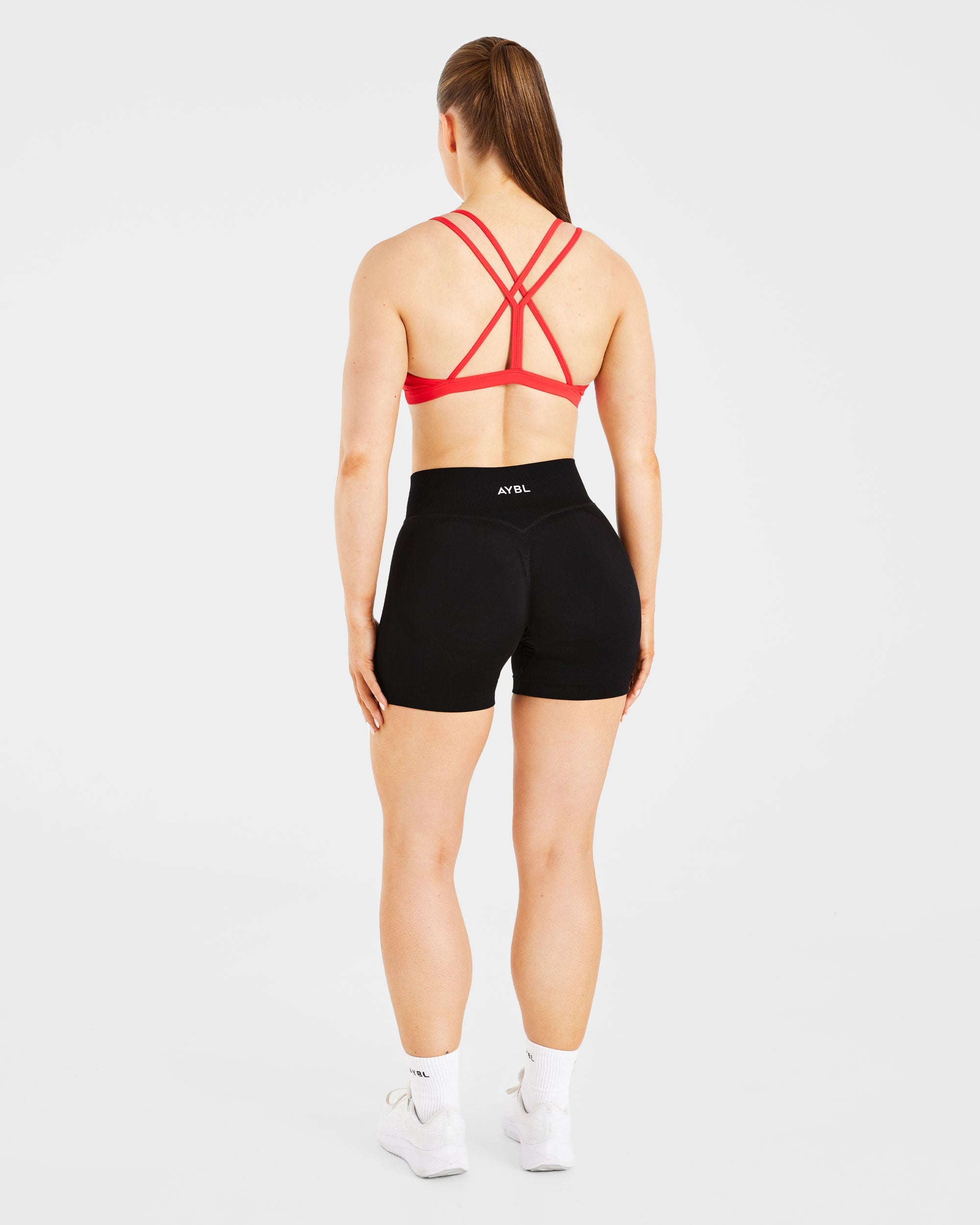 Essential Strappy Sports Bra - True Rood