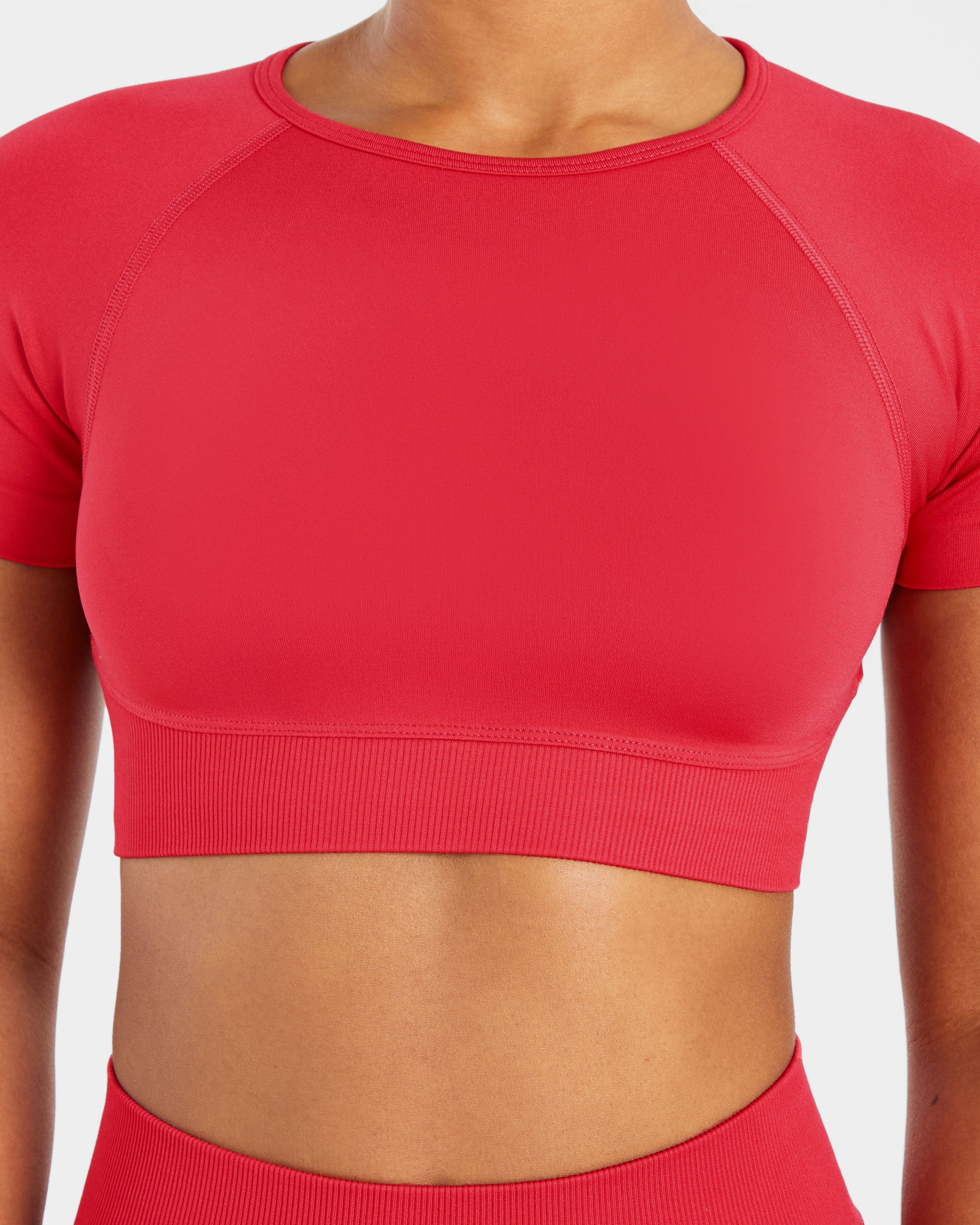 Adapt Seamless Crop Top - Salsa Rood