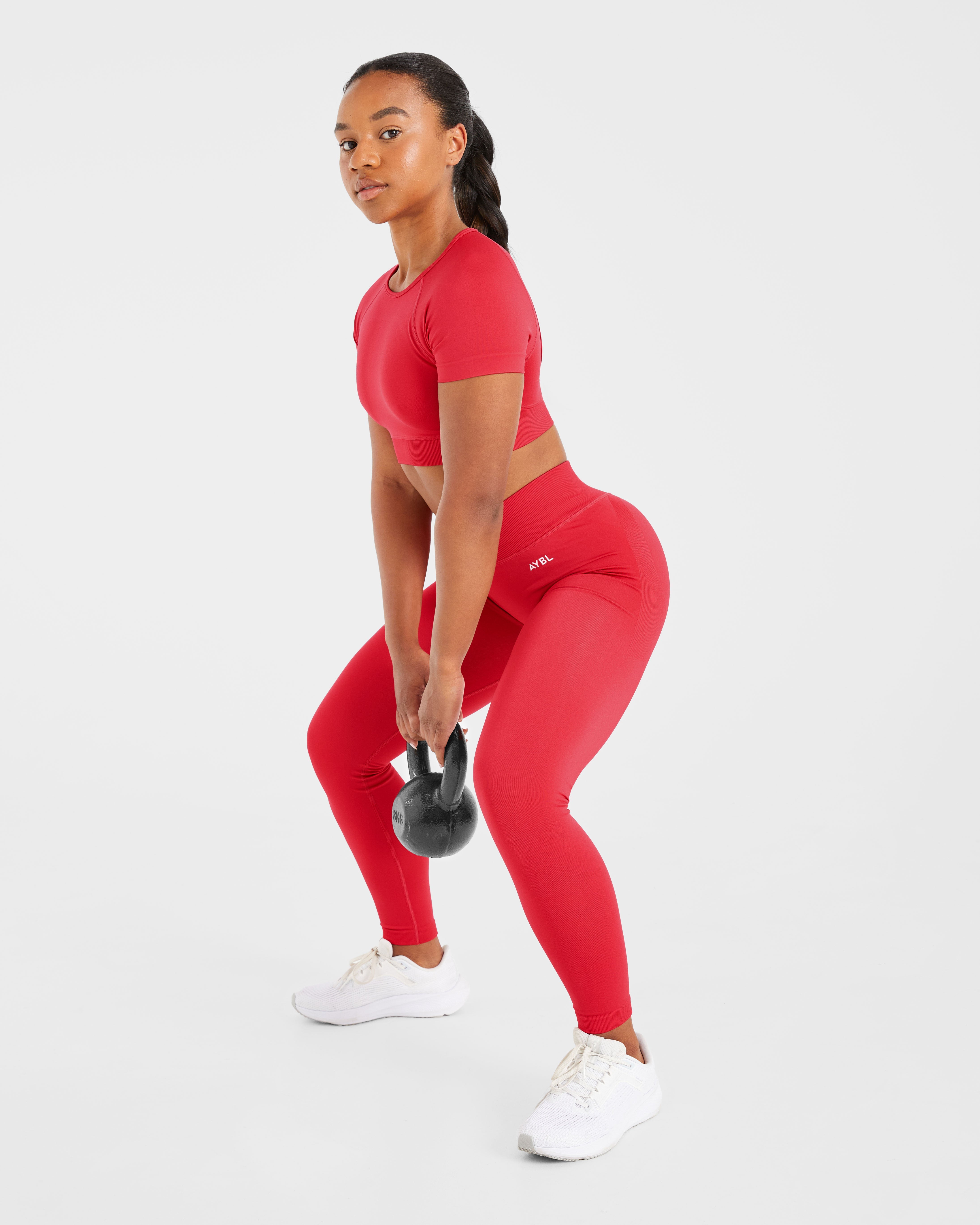 Adapt Seamless Crop Top - Salsa Rood