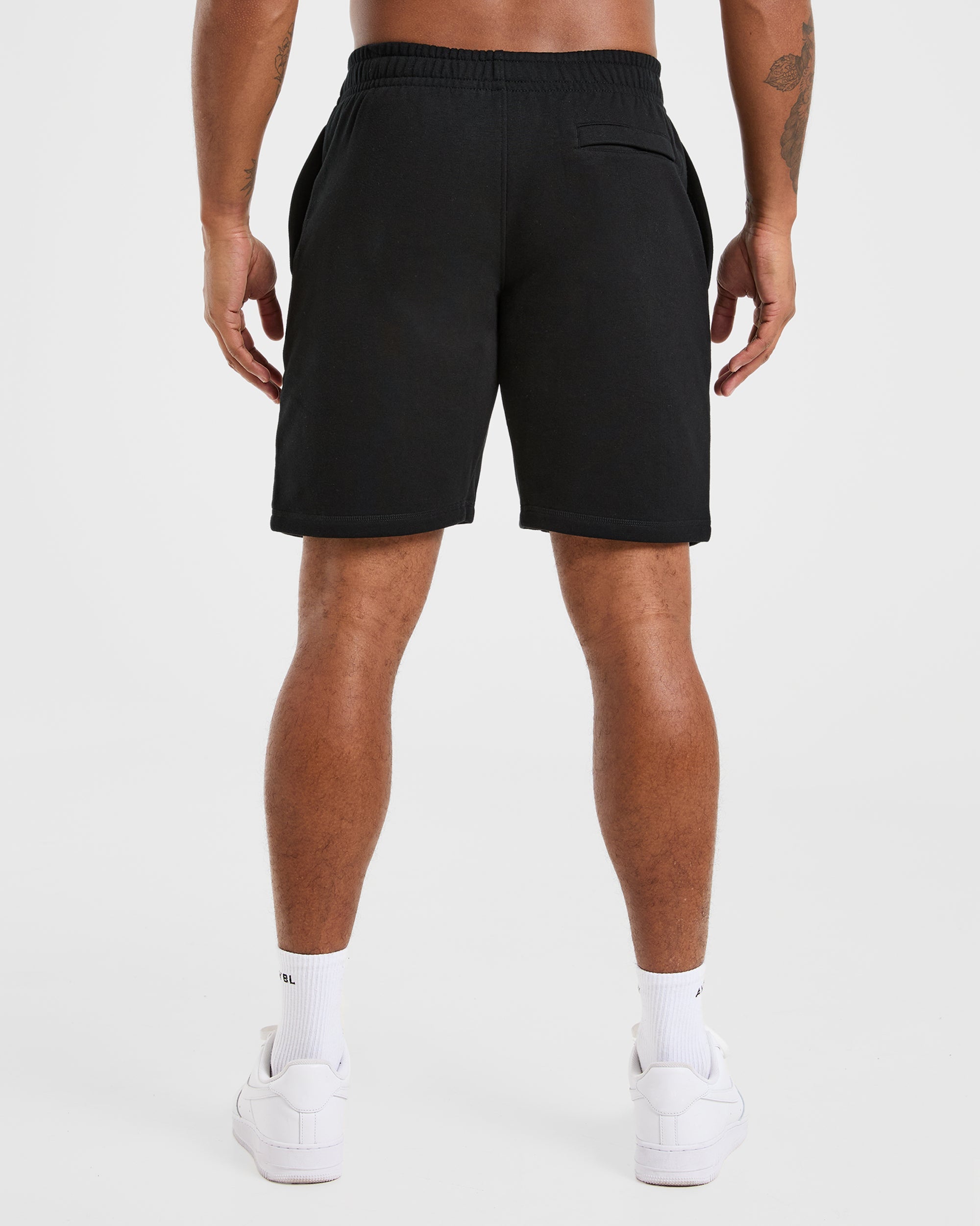 Essential Lightweight 7" Shorts - Zwart