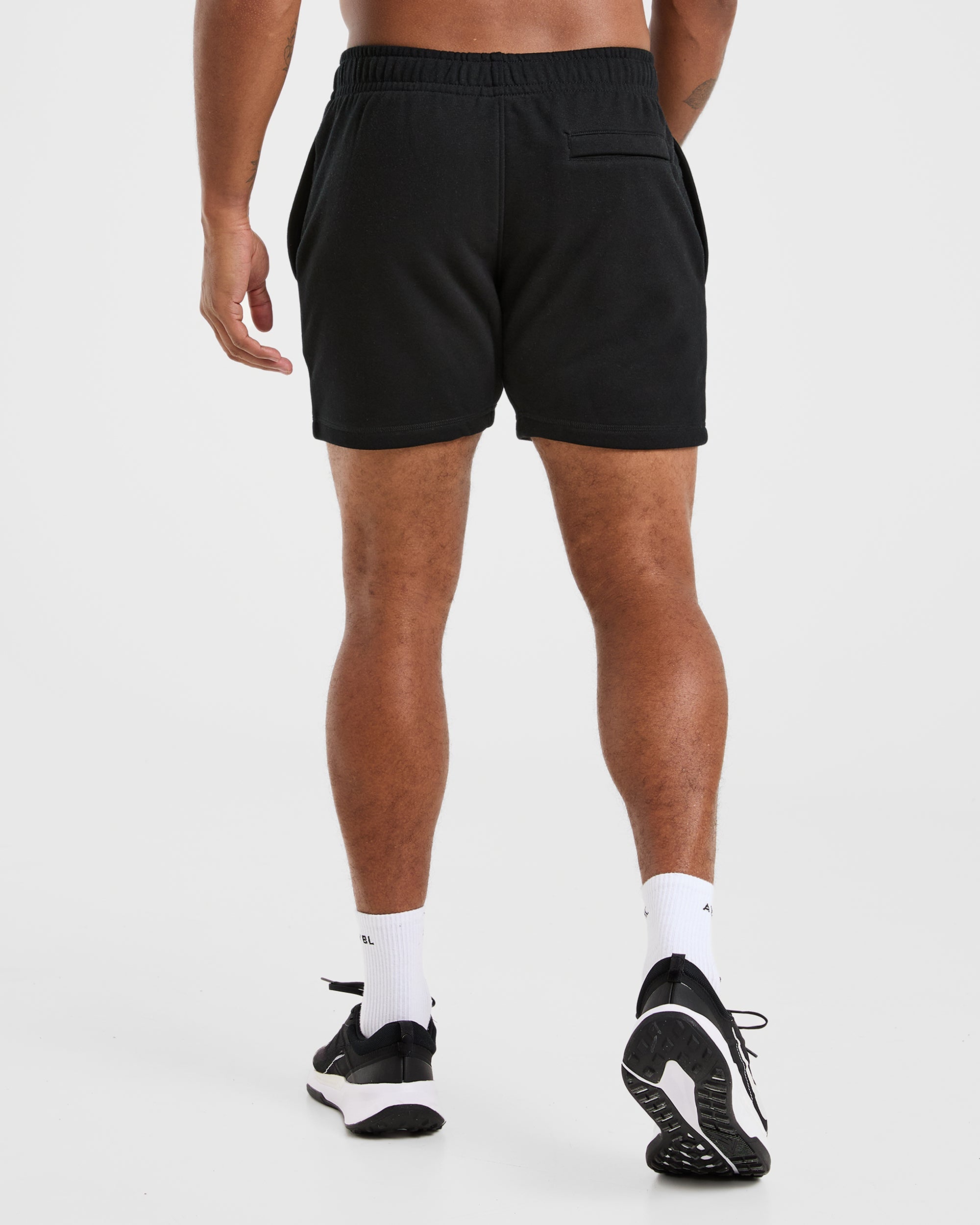 Essential Lightweight 5" Shorts - Zwart
