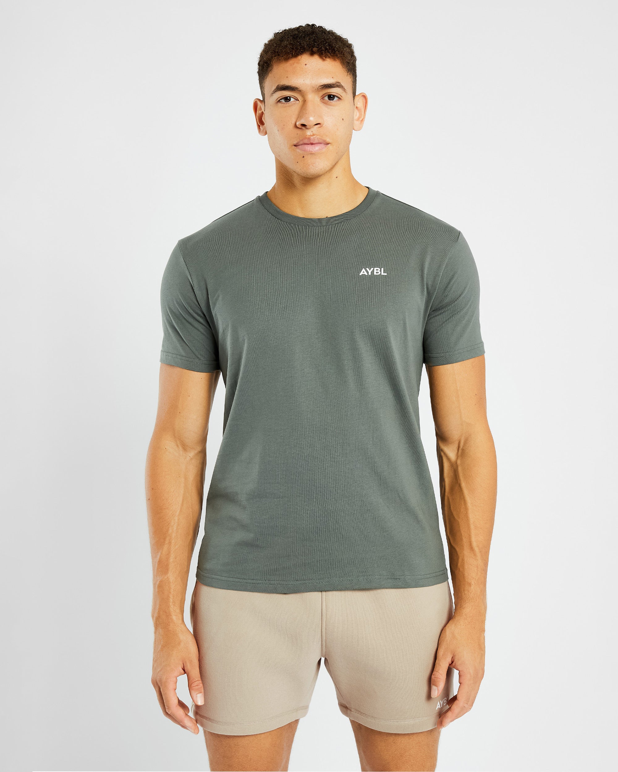 Essential T Shirt - Muted Groen