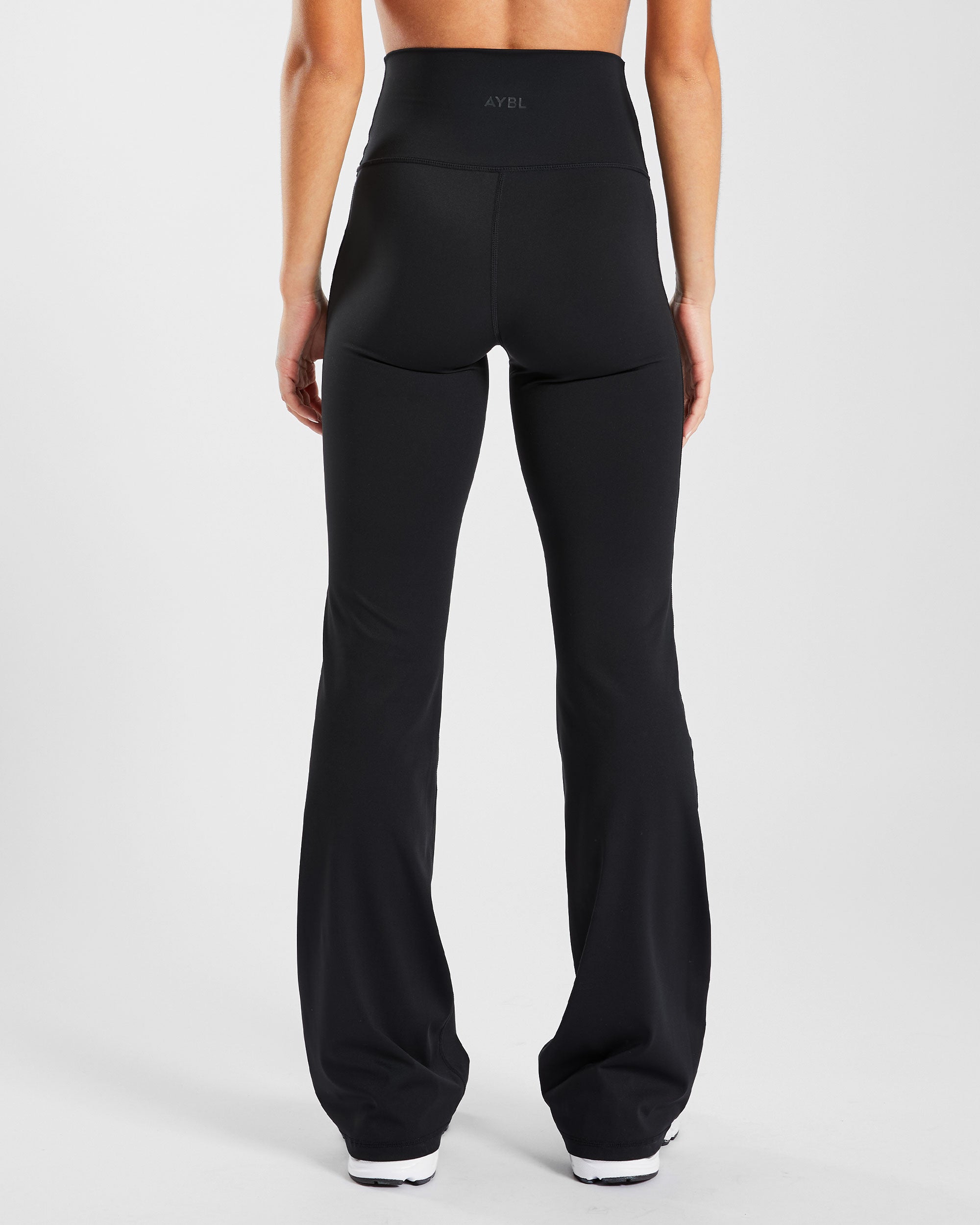 Sculpt Flared Leggings - Zwart