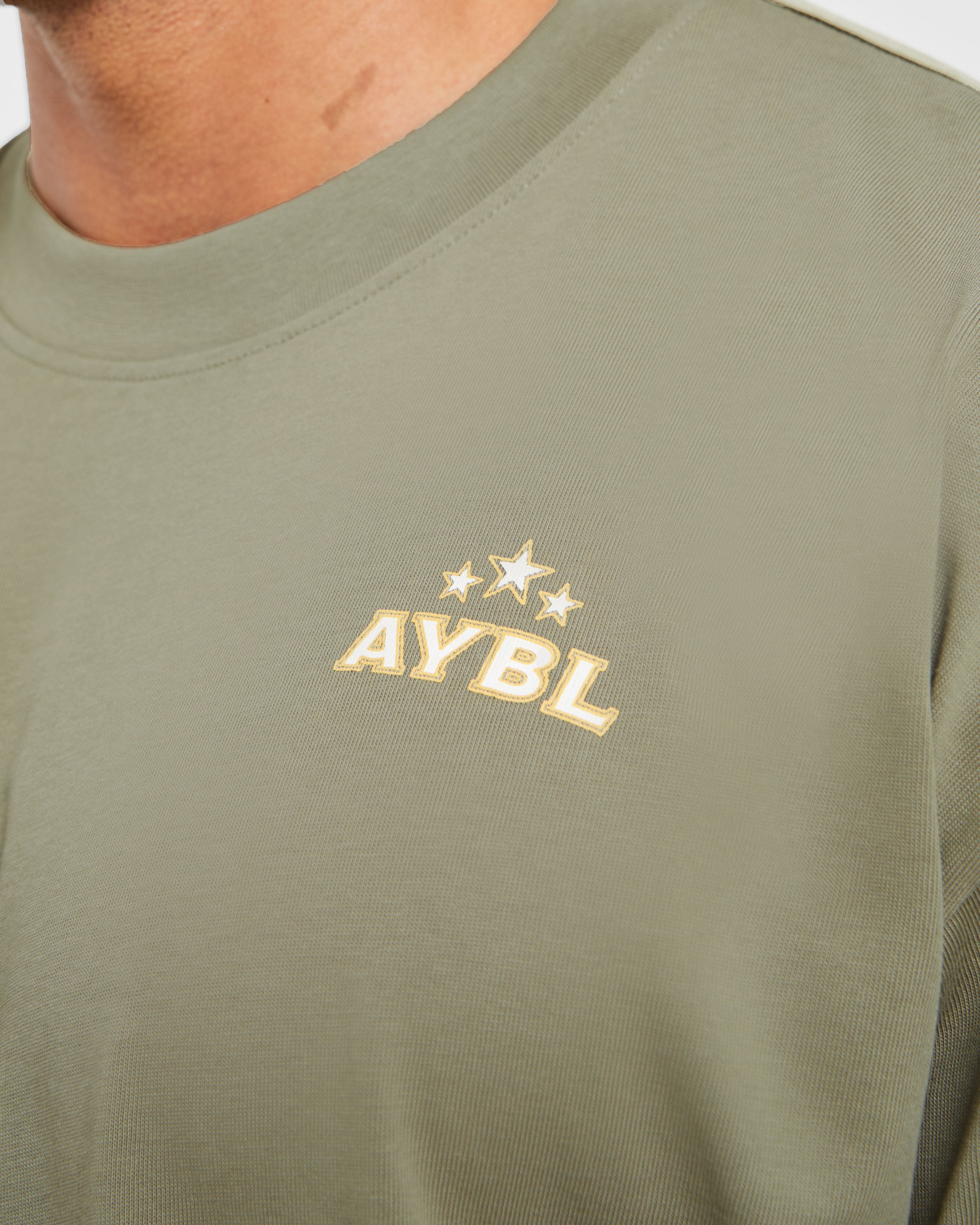 Wesley Vissers X Body Building Essentials Oversized T Shirt - Desert Groen