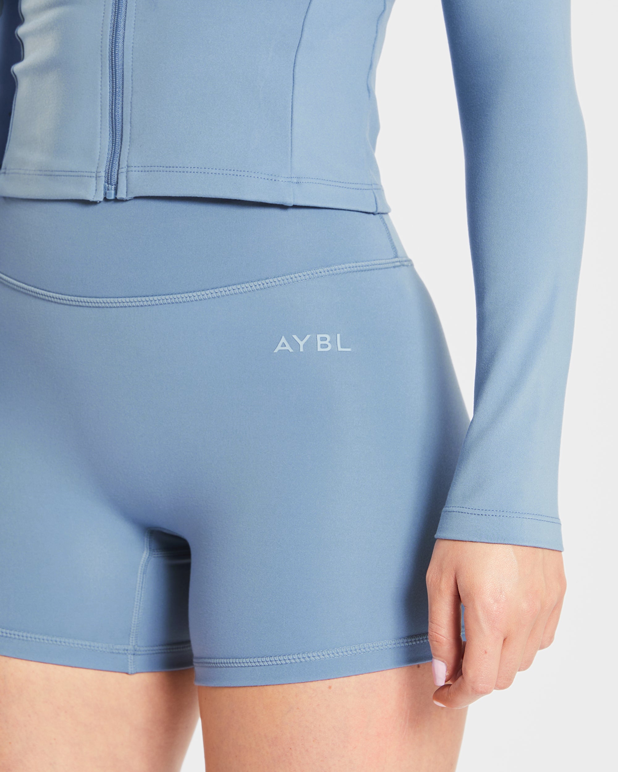 Staple Shorts - Slate Blauw