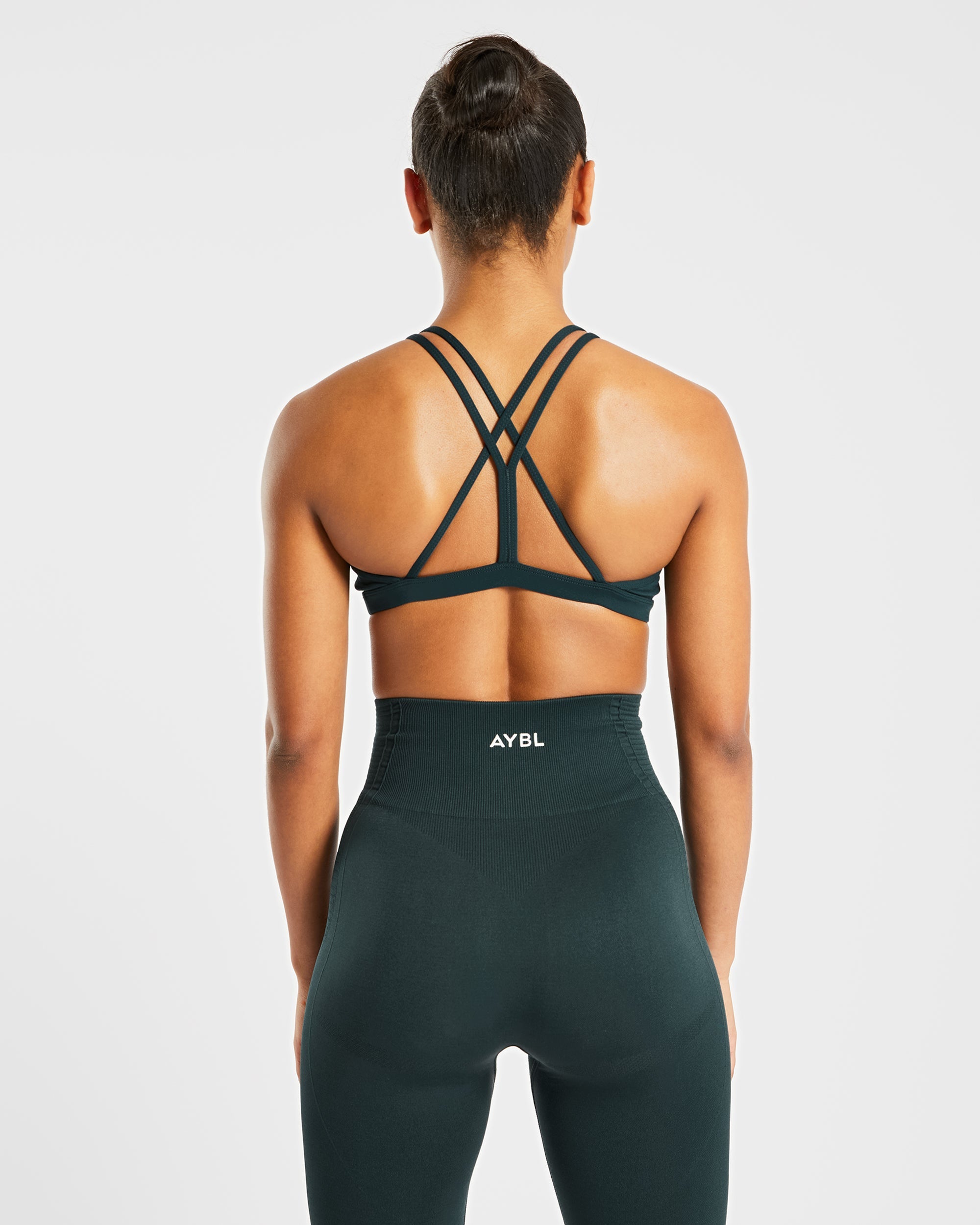 Essential Strappy Sports Bra - Forest Groen