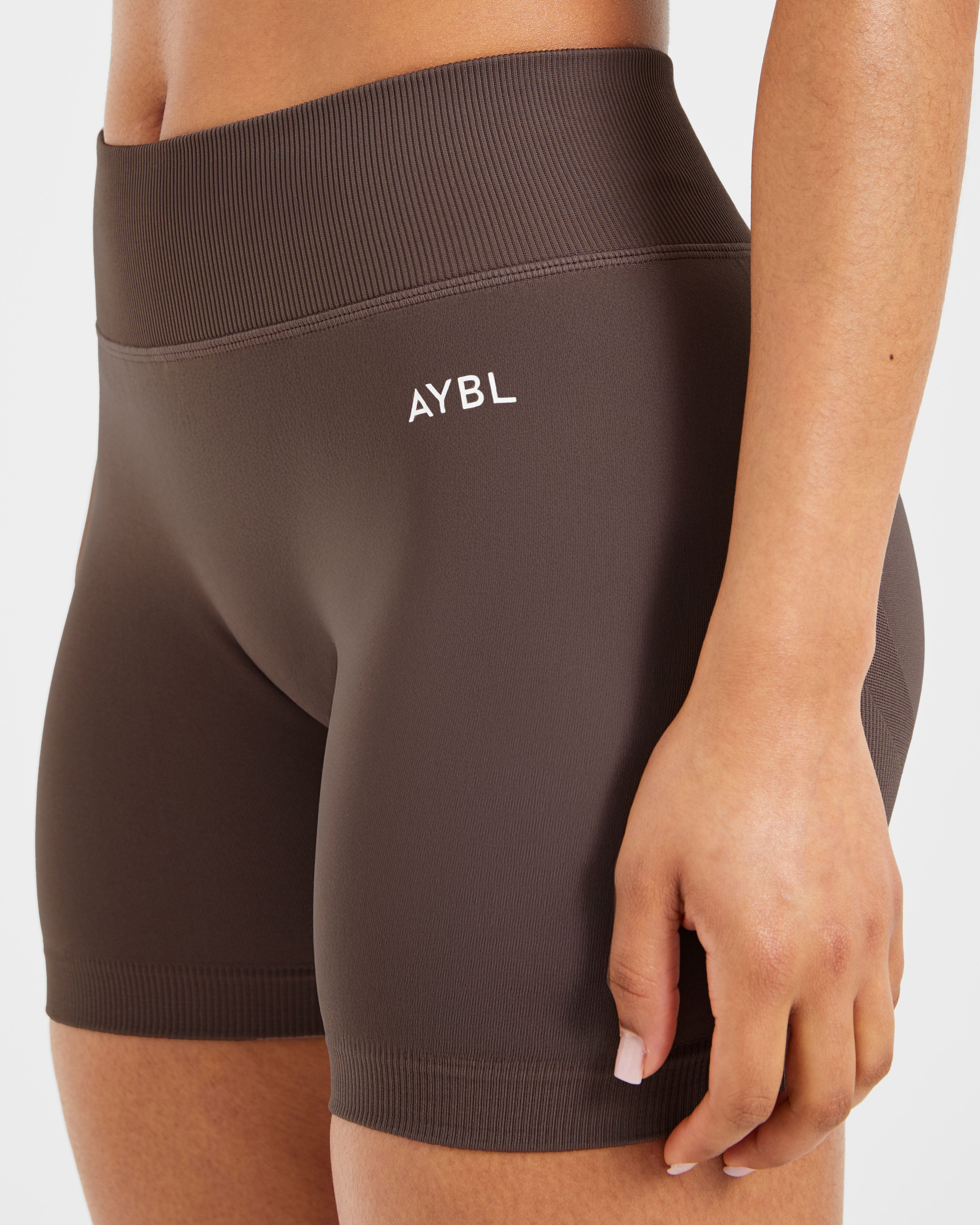 Adapt Seamless Shorts - Brown