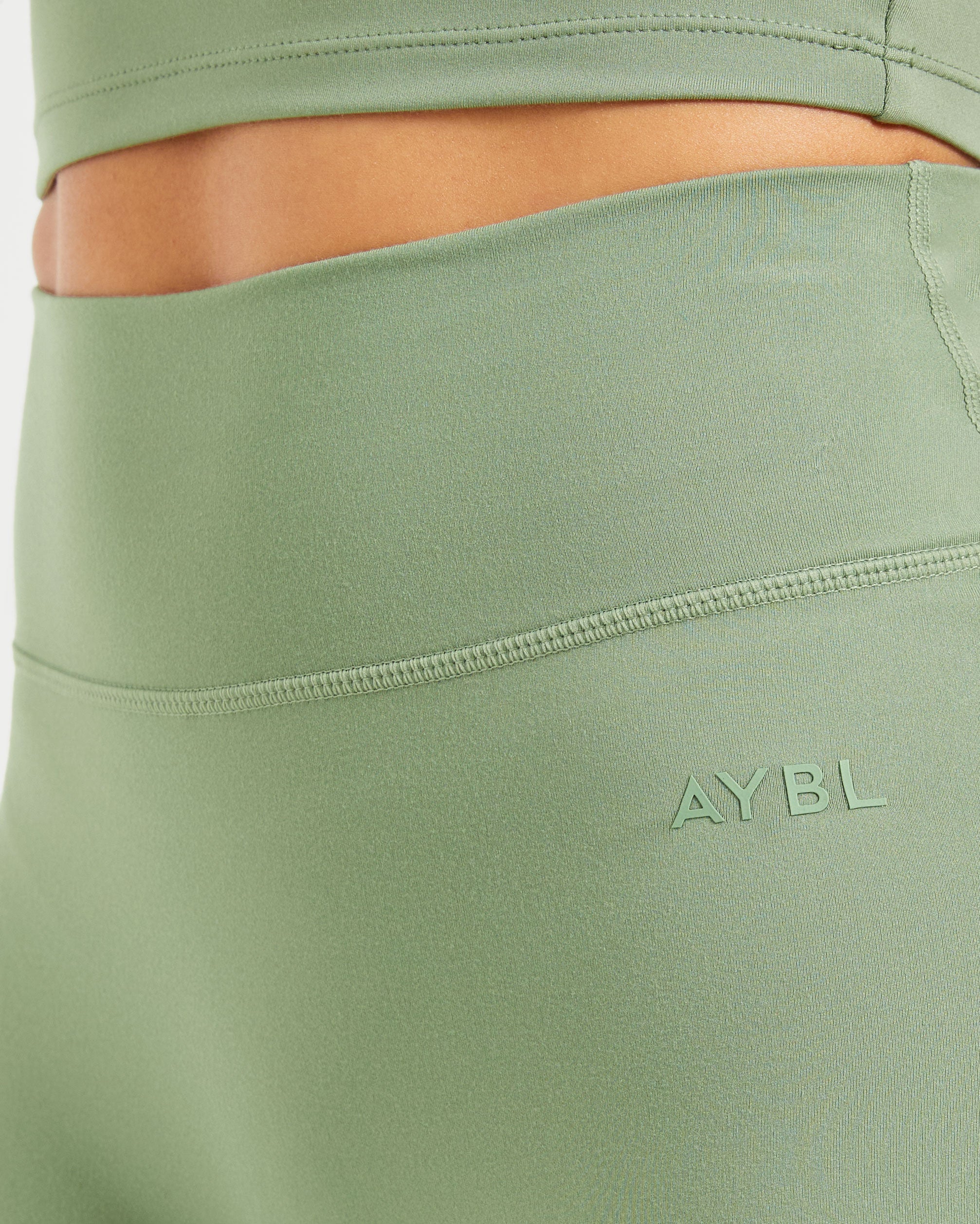 Staple Cycling Shorts - Olive Groen