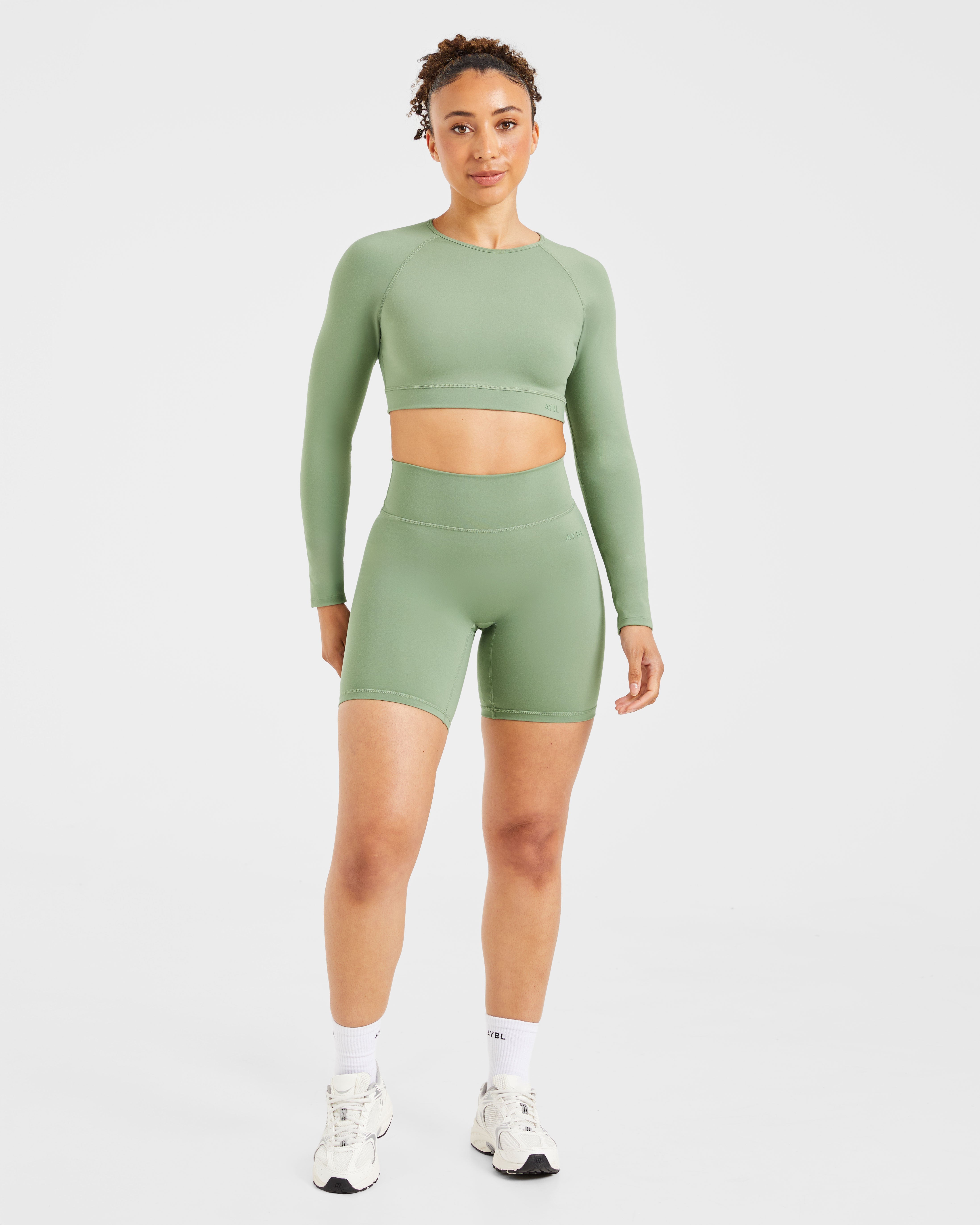 Staple Long Sleeve Crop Top - Olive Groen