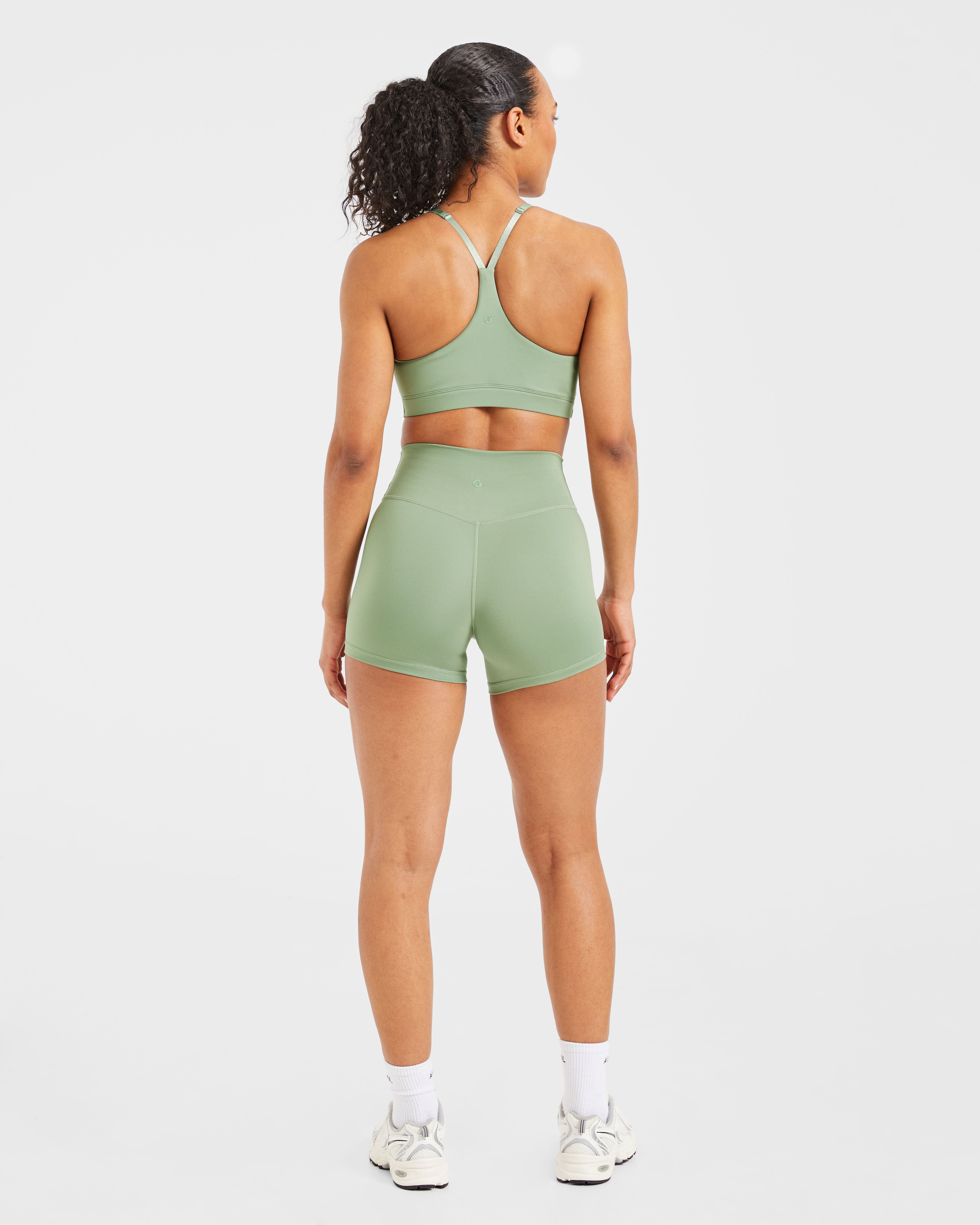 Staple Shorts - Olive Groen