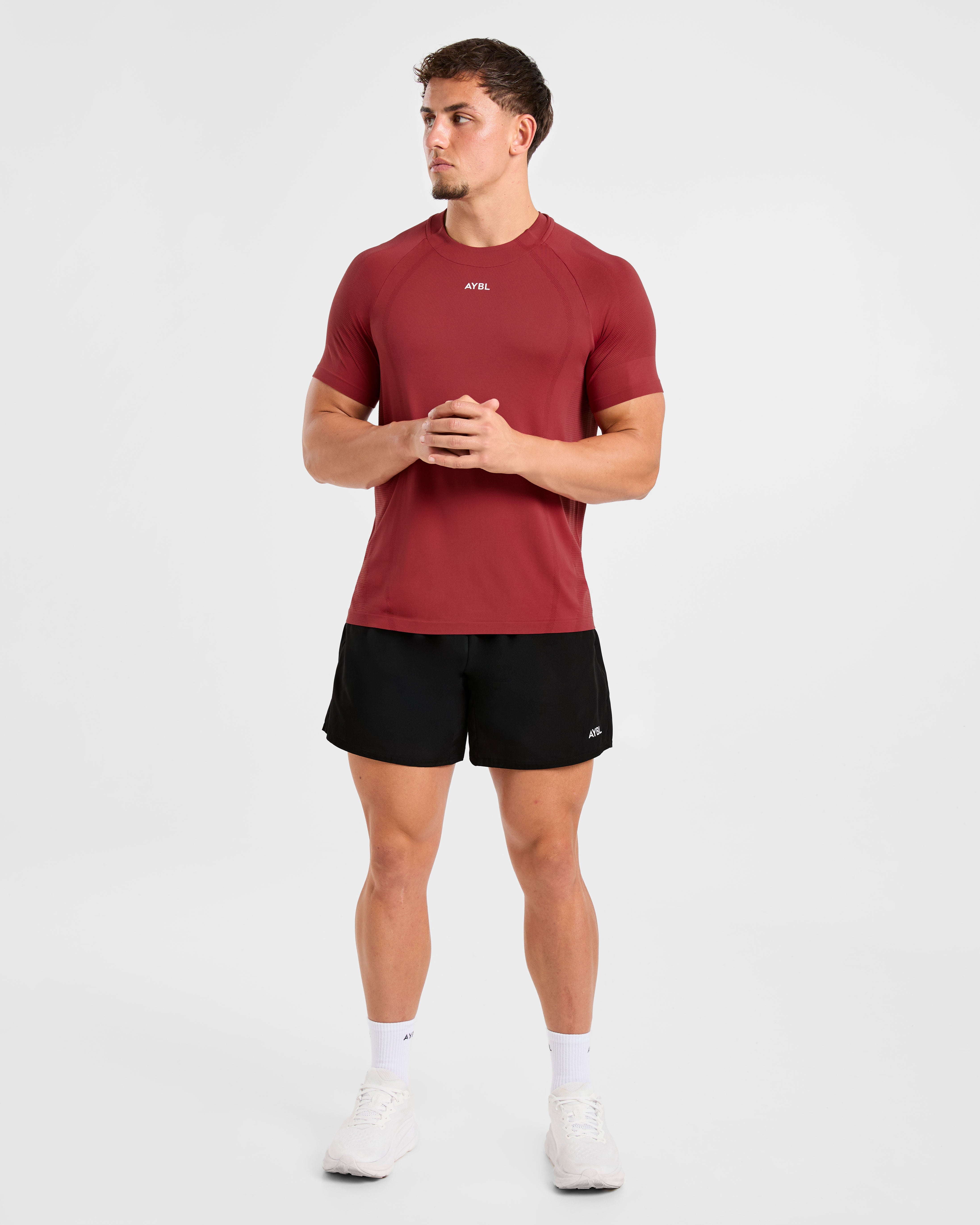 Attain Seamless T Shirt - Maroon Rood