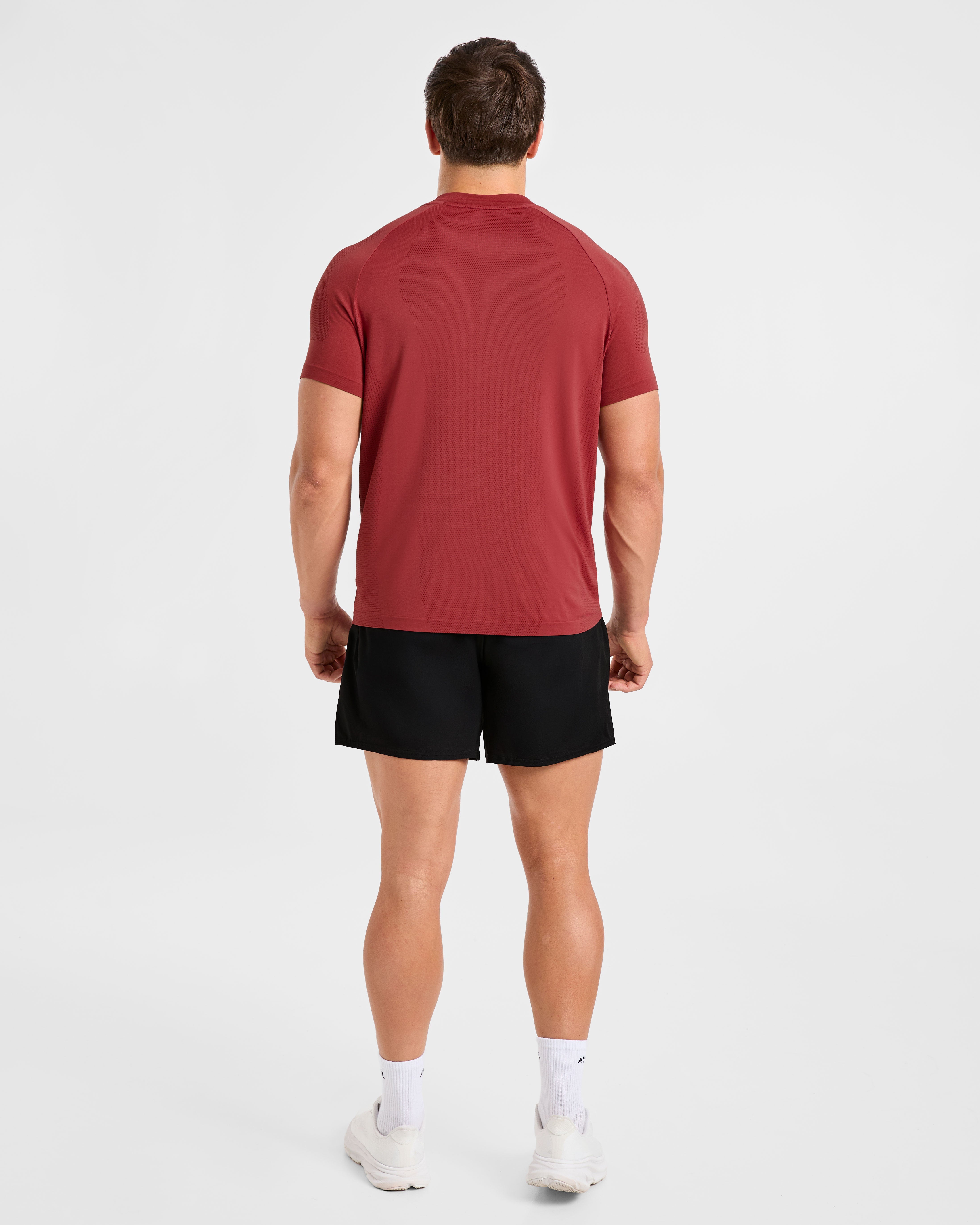 Attain Seamless T Shirt - Maroon Rood