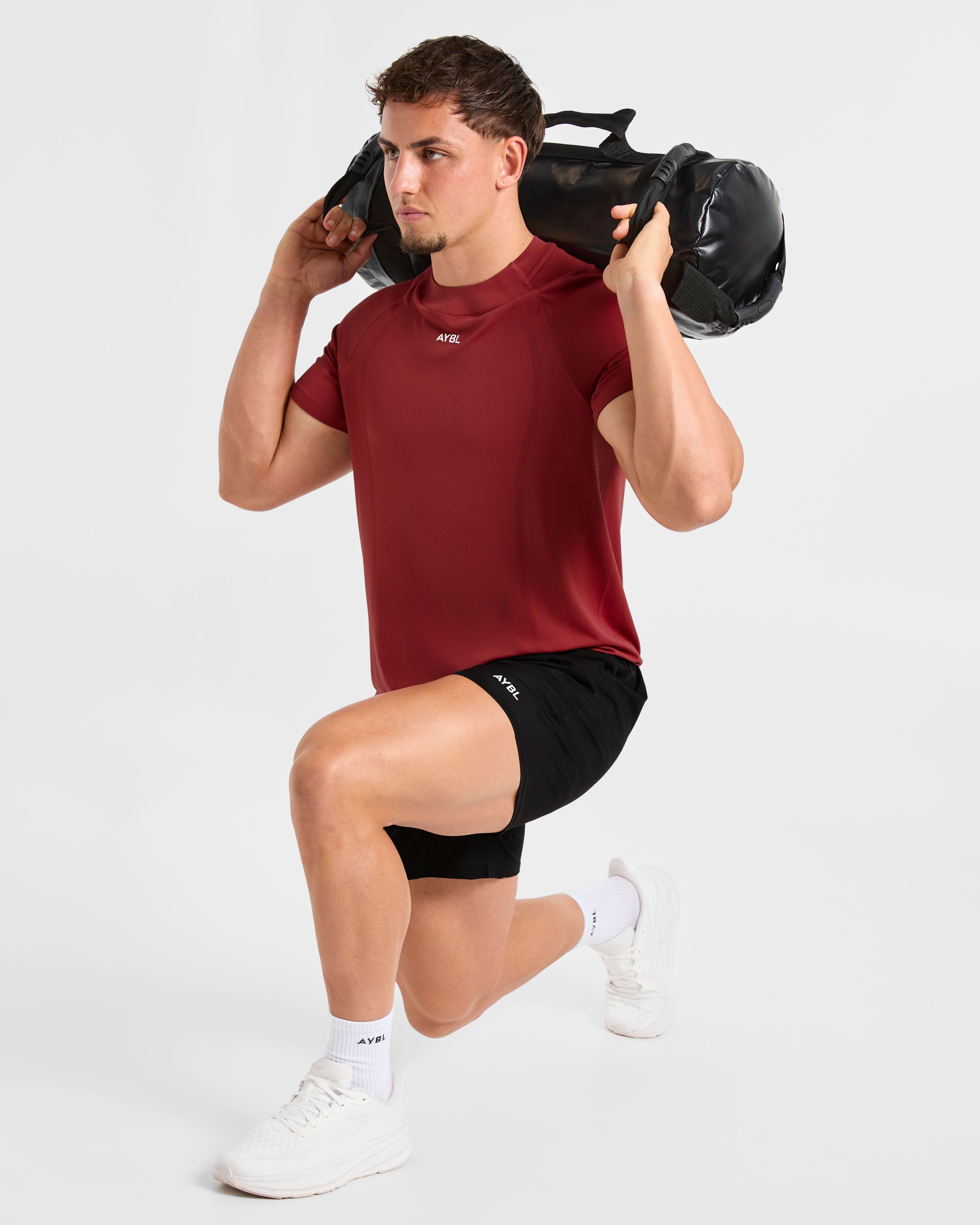 Attain Seamless T Shirt - Maroon Rood