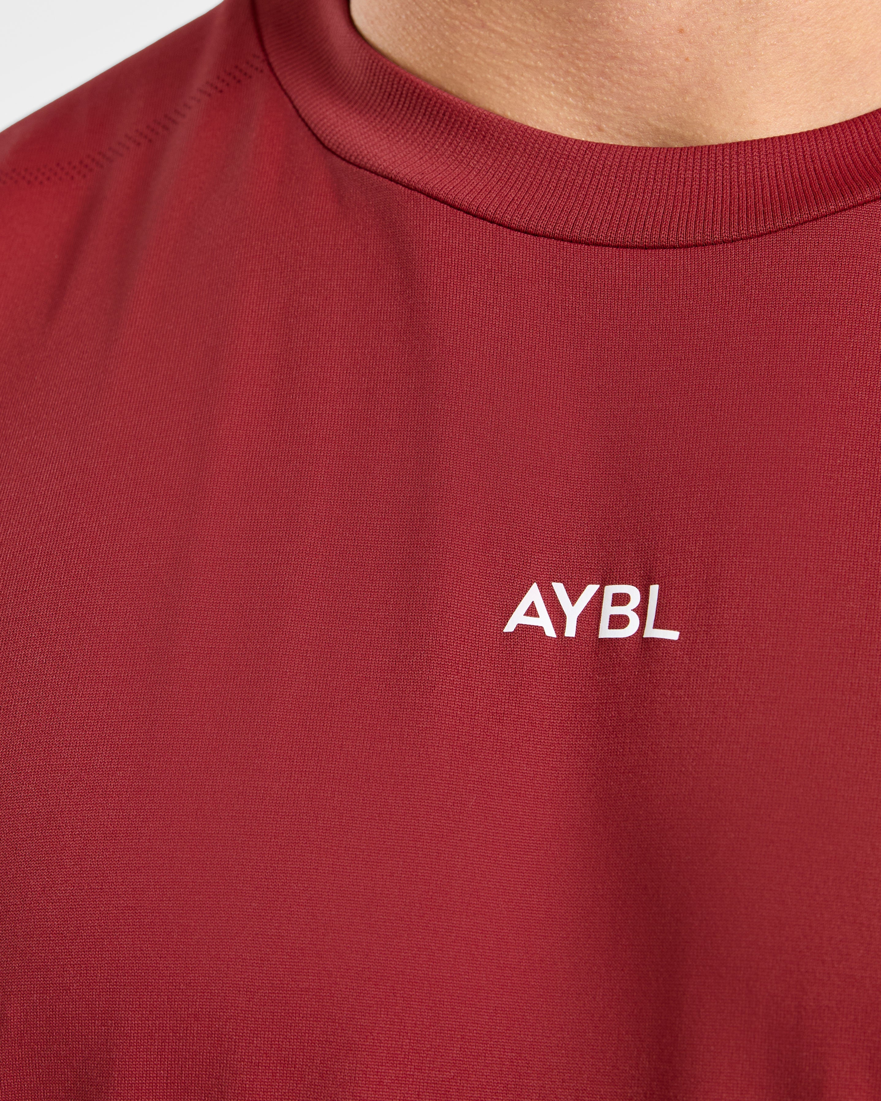 Attain Seamless Vest - Maroon Rood